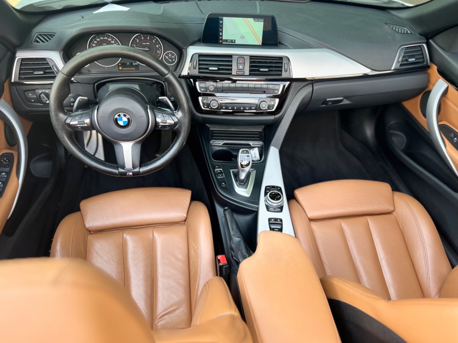 Fahrzeugabbildung BMW 420i CABRIO M SPORT-PAKET*FACELIFT*LED*1.HAND*