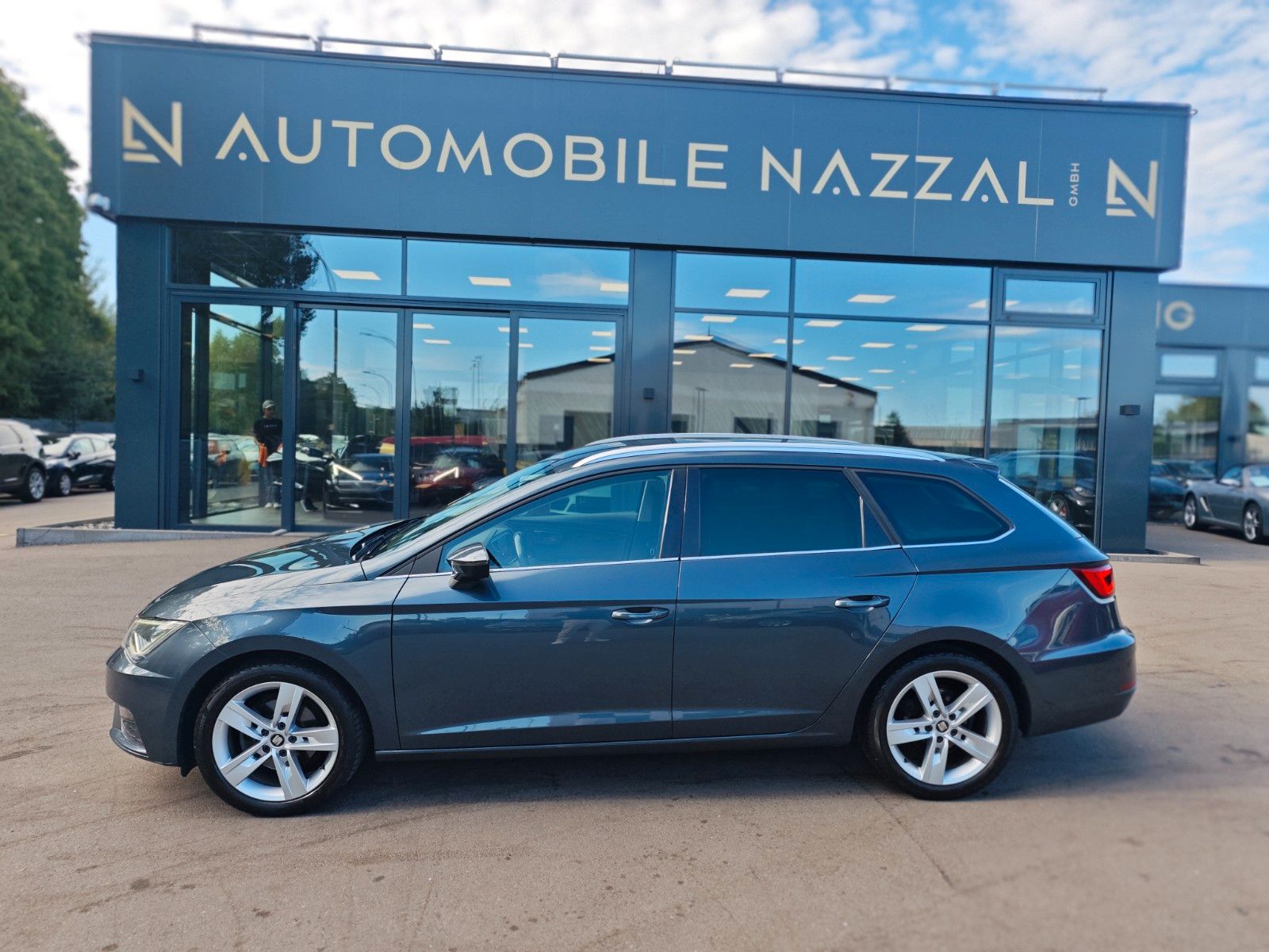 Fahrzeugabbildung SEAT Leon ST*BOSE*VIRTUAL*AHK*KLIMAAUTO*SHZ*KAMERA*