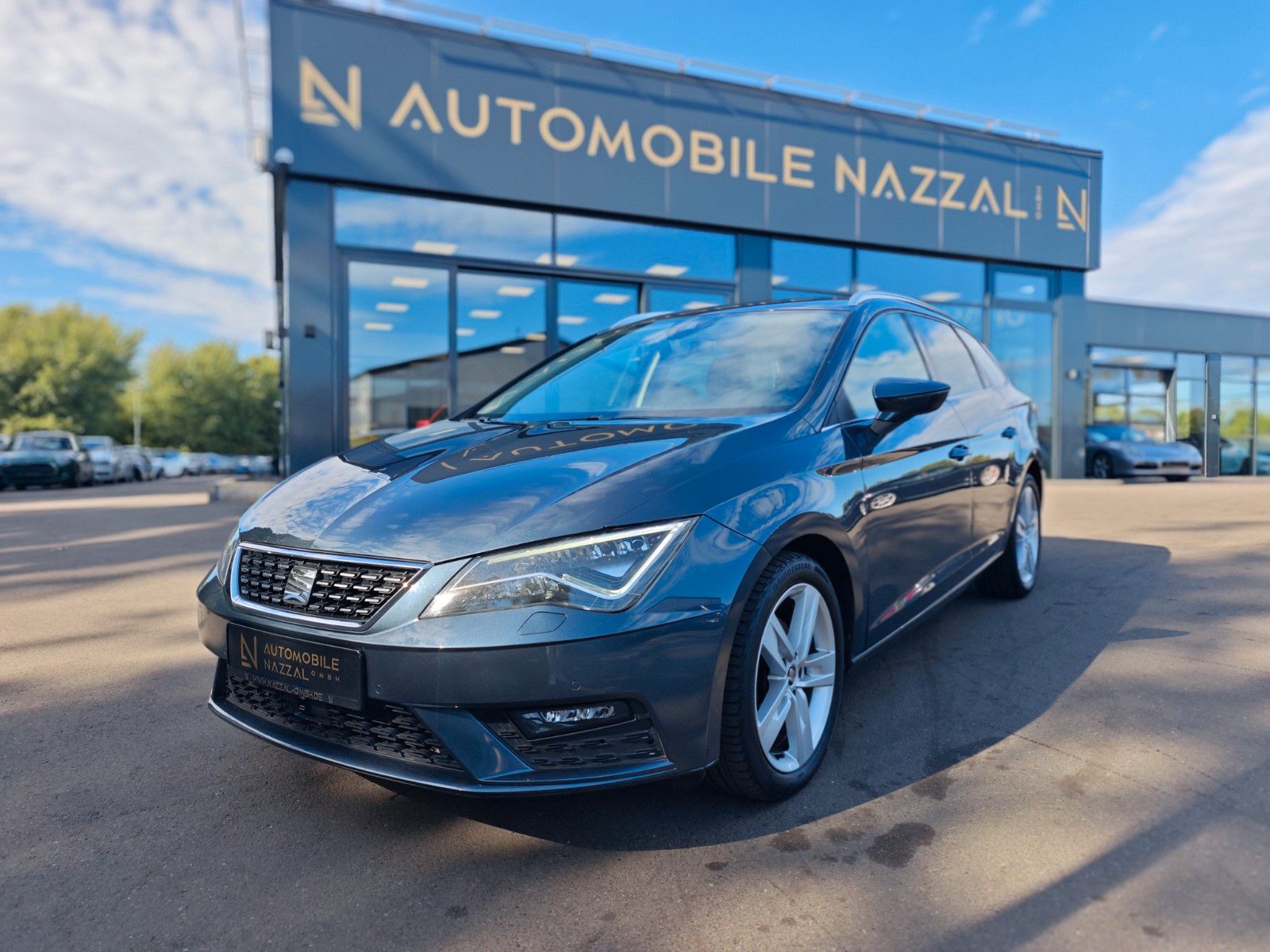 Fahrzeugabbildung SEAT Leon ST*BOSE*VIRTUAL*AHK*KLIMAAUTO*SHZ*KAMERA*