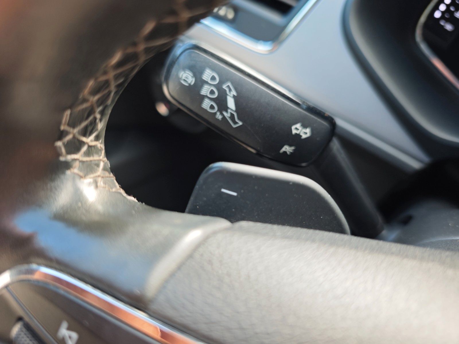Fahrzeugabbildung SEAT Leon ST*BOSE*VIRTUAL*AHK*KLIMAAUTO*SHZ*KAMERA*