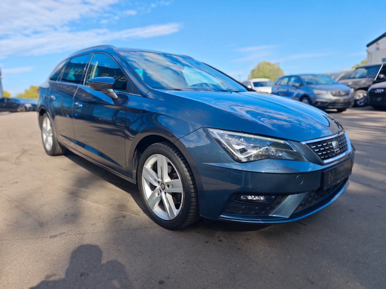 Fahrzeugabbildung SEAT Leon ST*BOSE*VIRTUAL*AHK*KLIMAAUTO*SHZ*KAMERA*