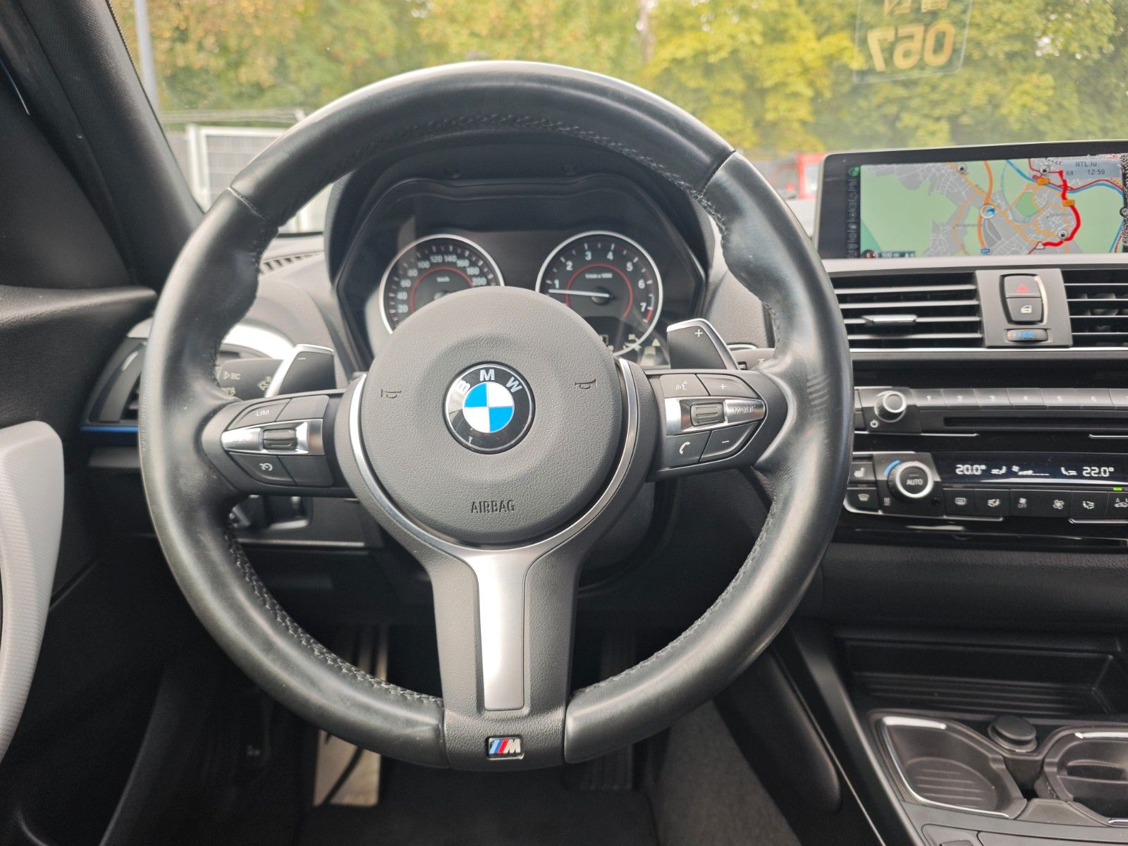 Fahrzeugabbildung BMW M135i LIMOUSINE * FACELIFT*5-TUERIG*AUT*LED*