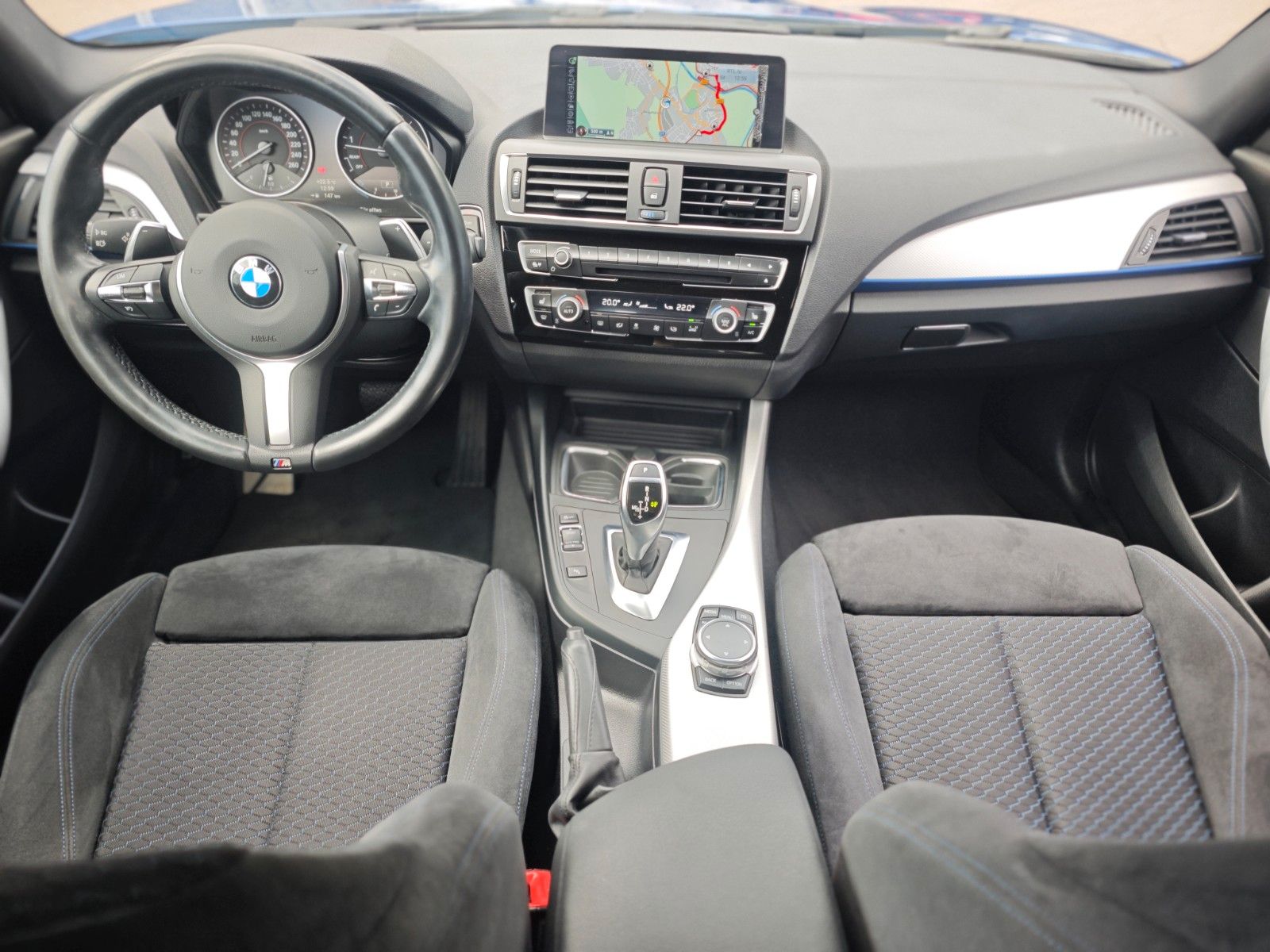Fahrzeugabbildung BMW M135i LIMOUSINE * FACELIFT*5-TUERIG*AUT*LED*