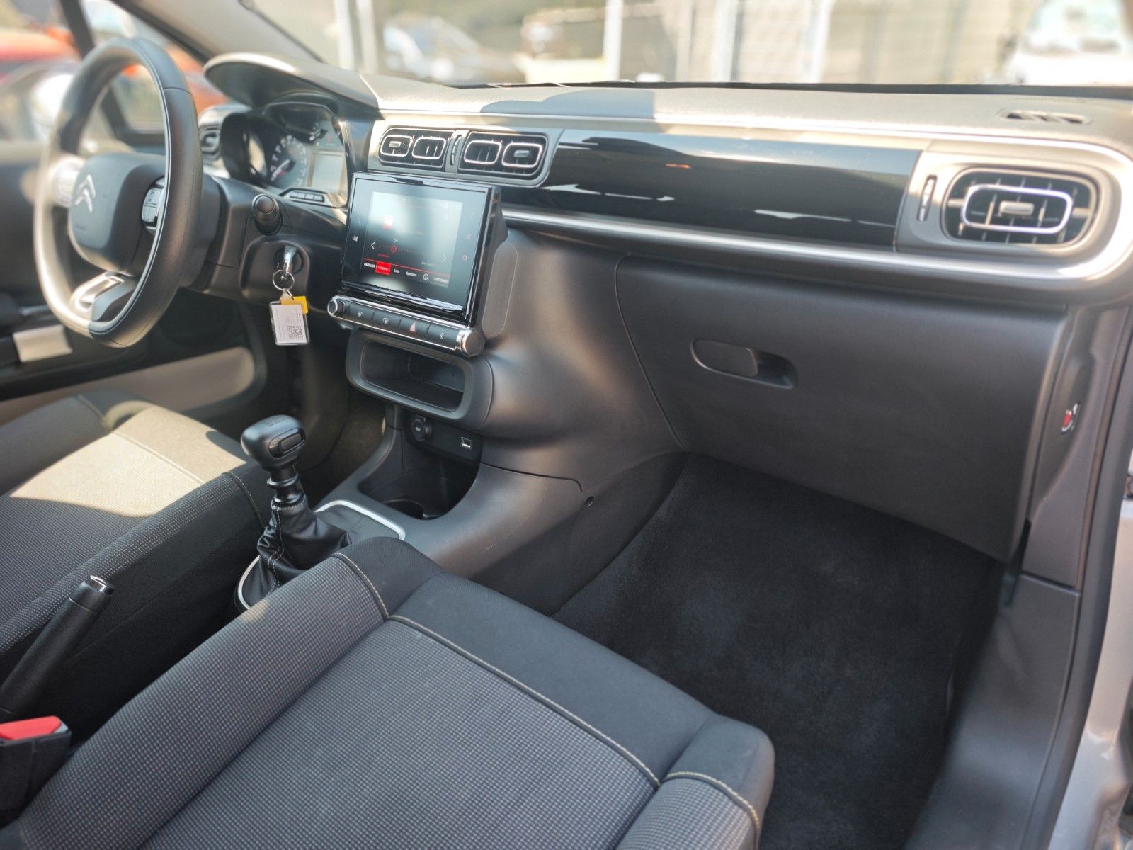 Fahrzeugabbildung Citroën C3 MAX *STYLE PAKET*1.HD*NAVI*ASSIST PAKET*5.TÜR