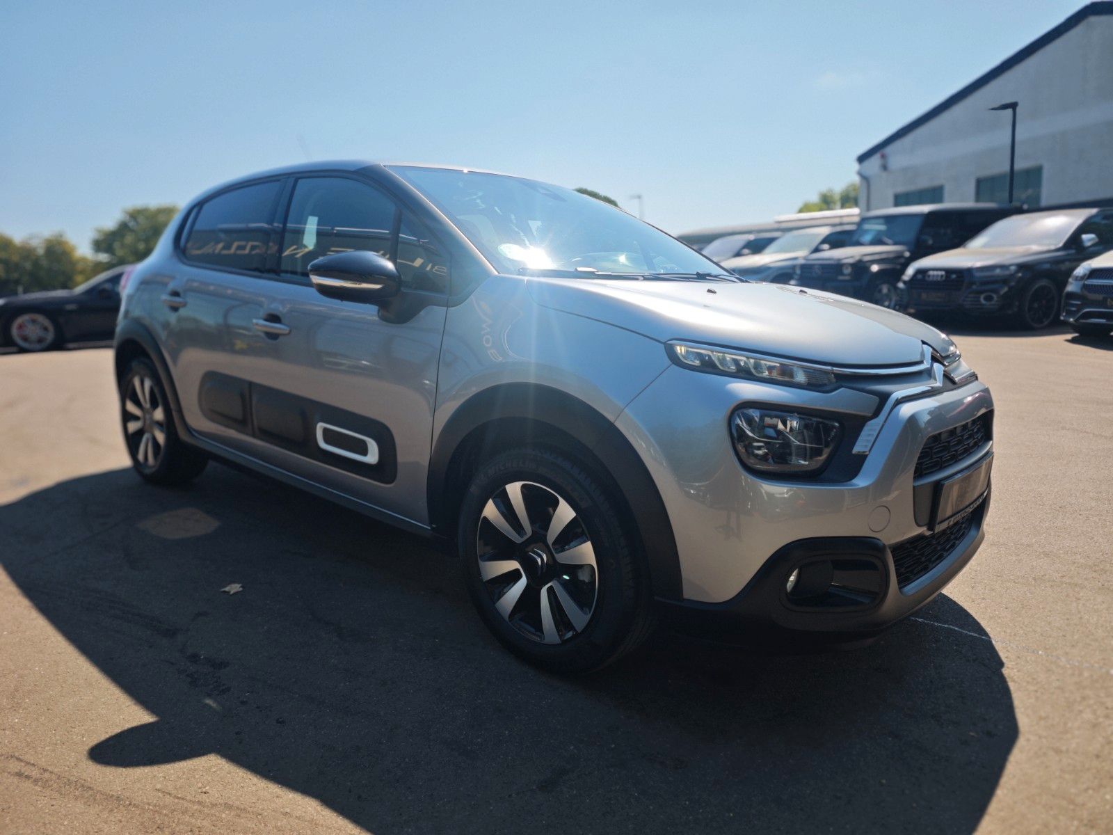 Fahrzeugabbildung Citroën C3 MAX *STYLE PAKET*1.HD*NAVI*ASSIST PAKET*5.TÜR