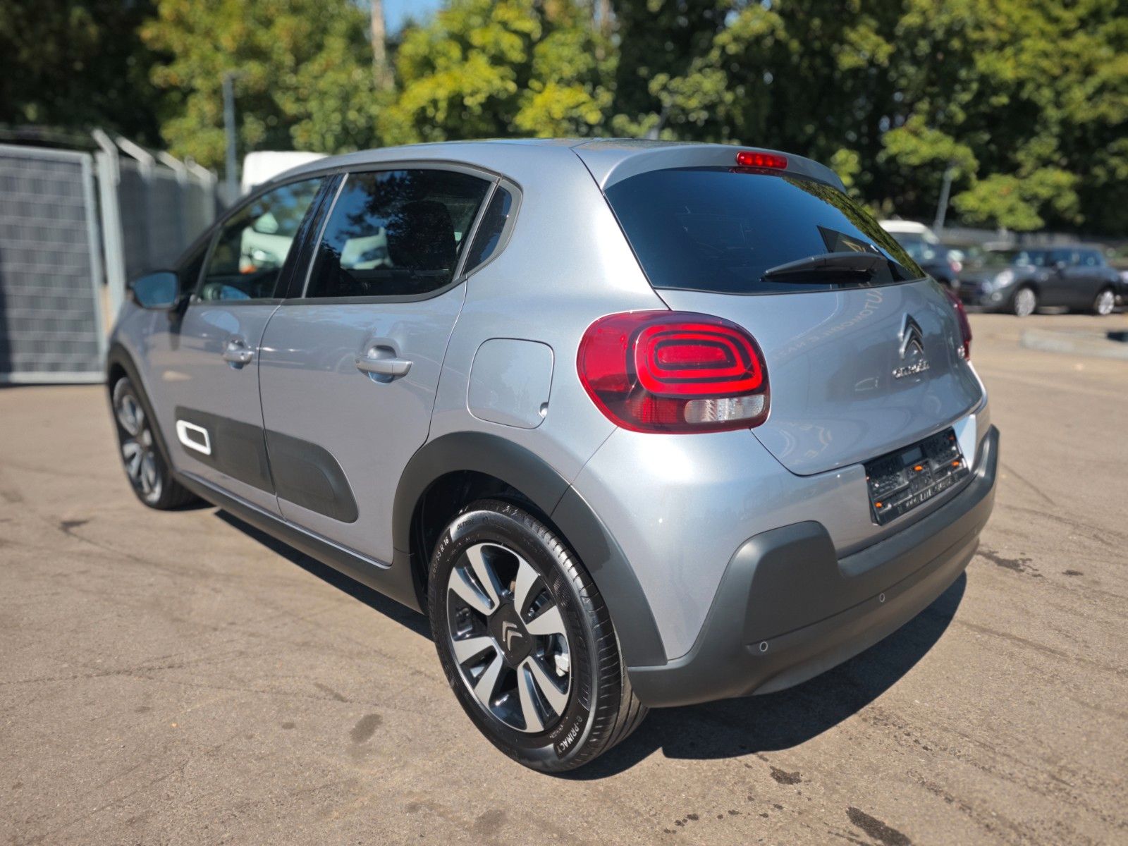 Fahrzeugabbildung Citroën C3 MAX *STYLE PAKET*1.HD*NAVI*ASSIST PAKET*5.TÜR