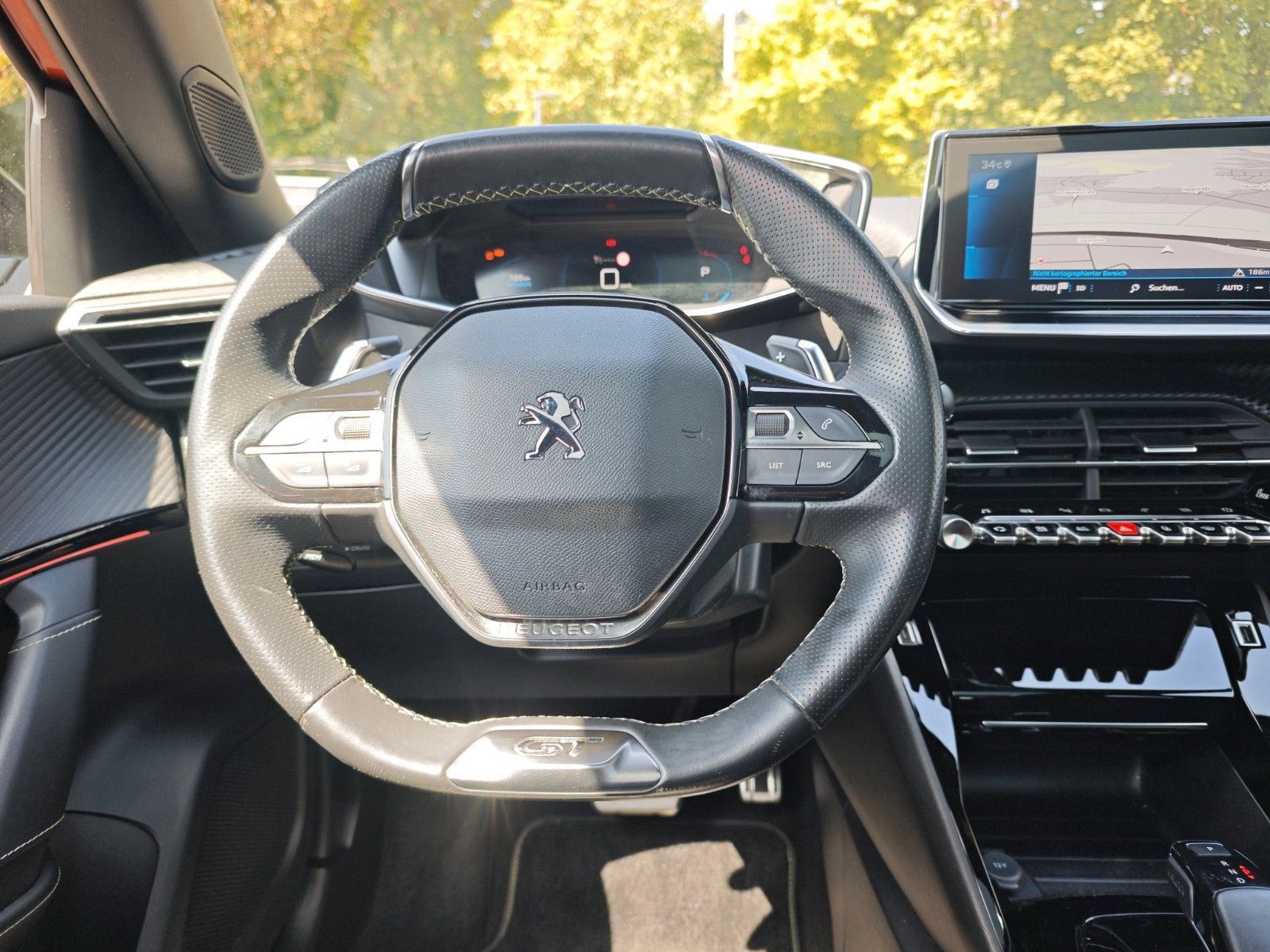 Fahrzeugabbildung Peugeot 2008 GT LINE*AUT.*NAVI*VOLL LED*GSD*KAMERA*