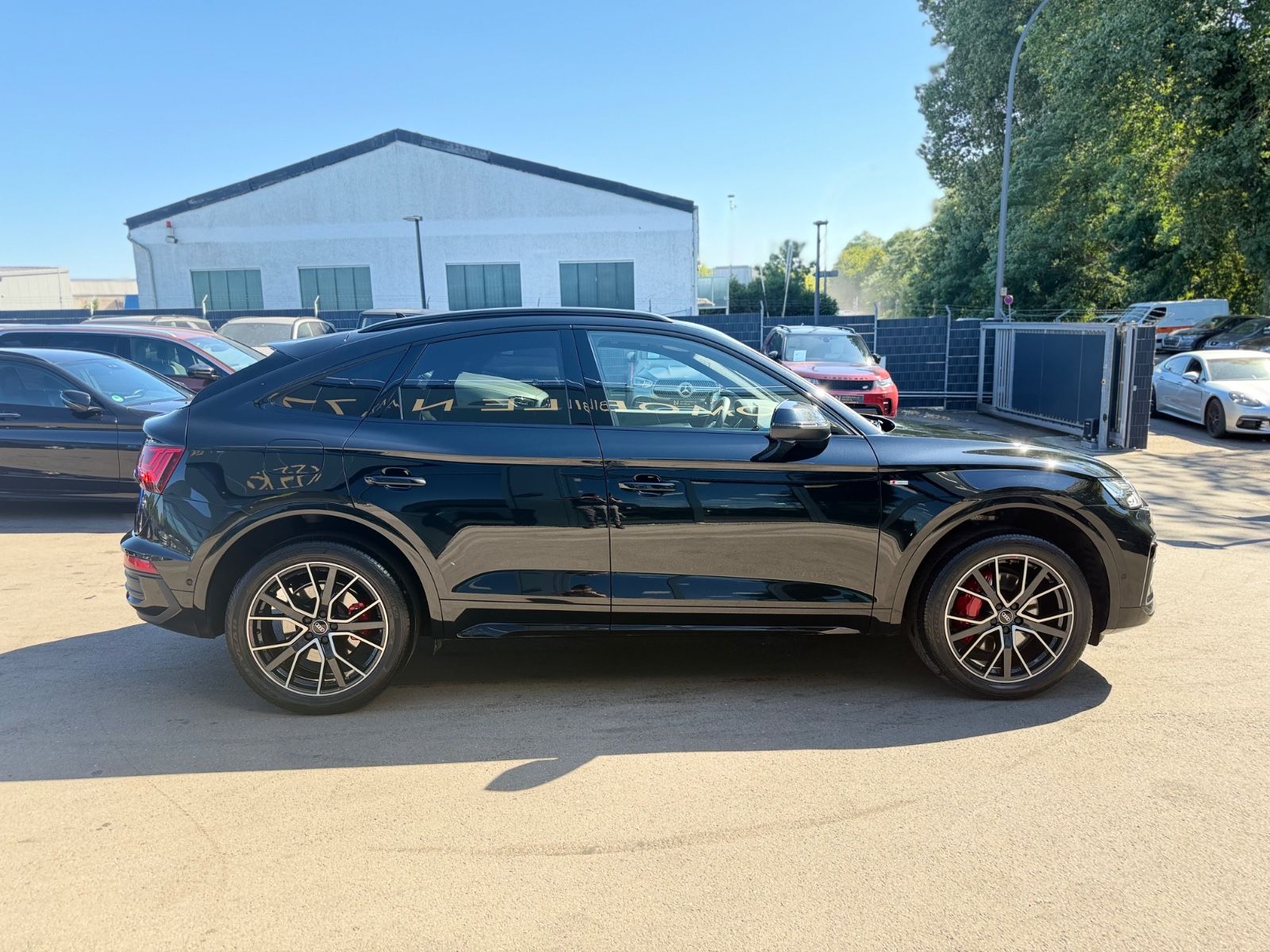 Fahrzeugabbildung Audi Q5 SPORTBACK 55TFSI E QUATTRO 3xS-LINE SPORT+*