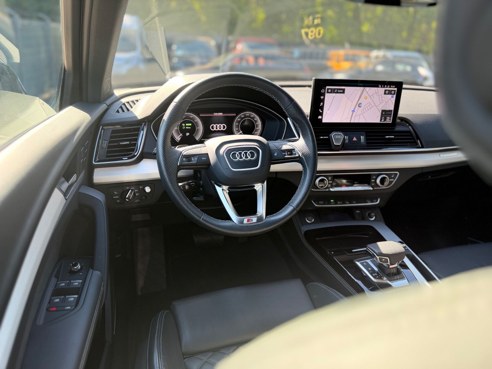 Fahrzeugabbildung Audi Q5 SPORTBACK 55TFSI E QUATTRO 3xS-LINE SPORT+*