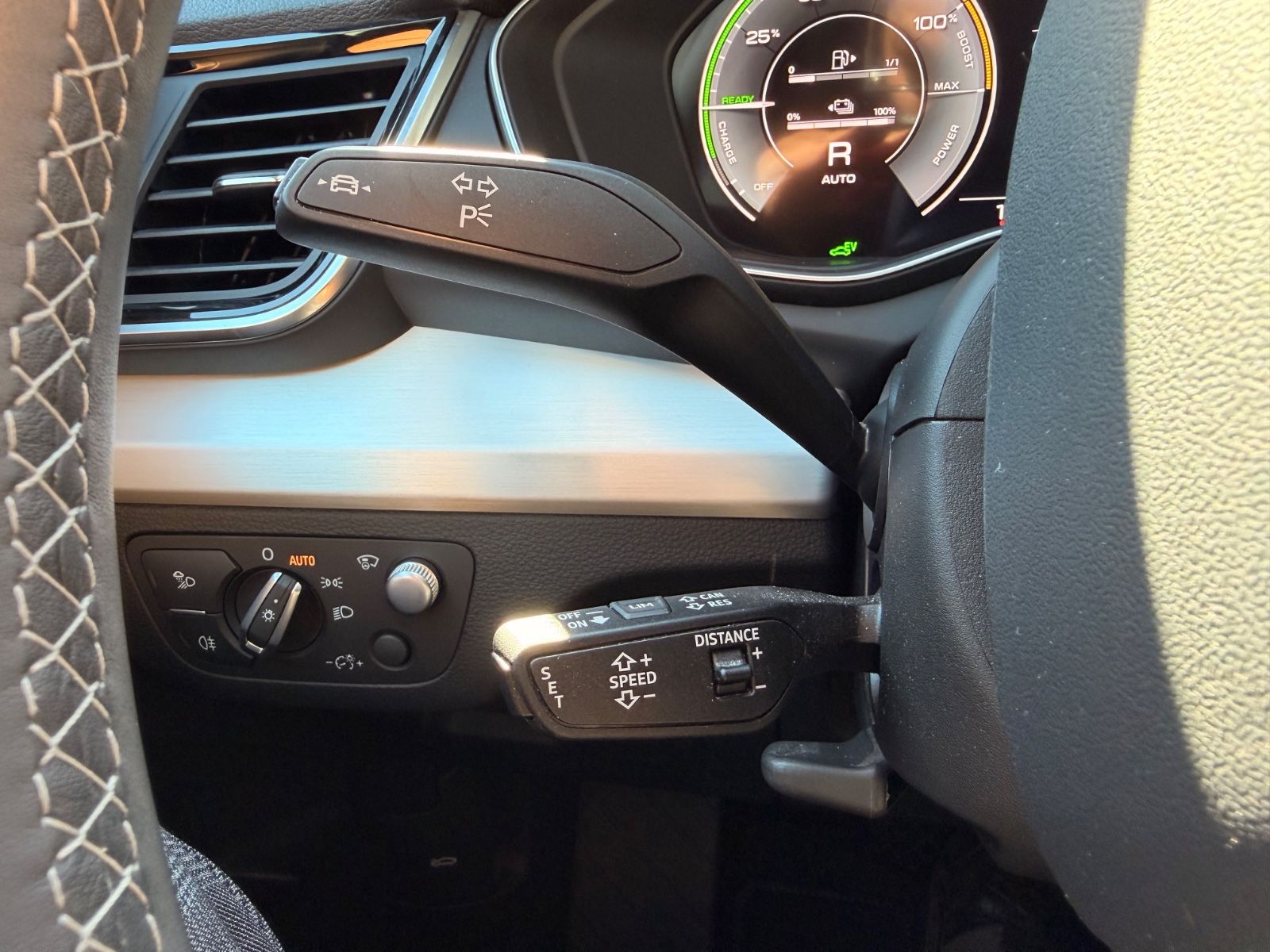 Fahrzeugabbildung Audi Q5 SPORTBACK 55TFSI E QUATTRO 3xS-LINE SPORT+*