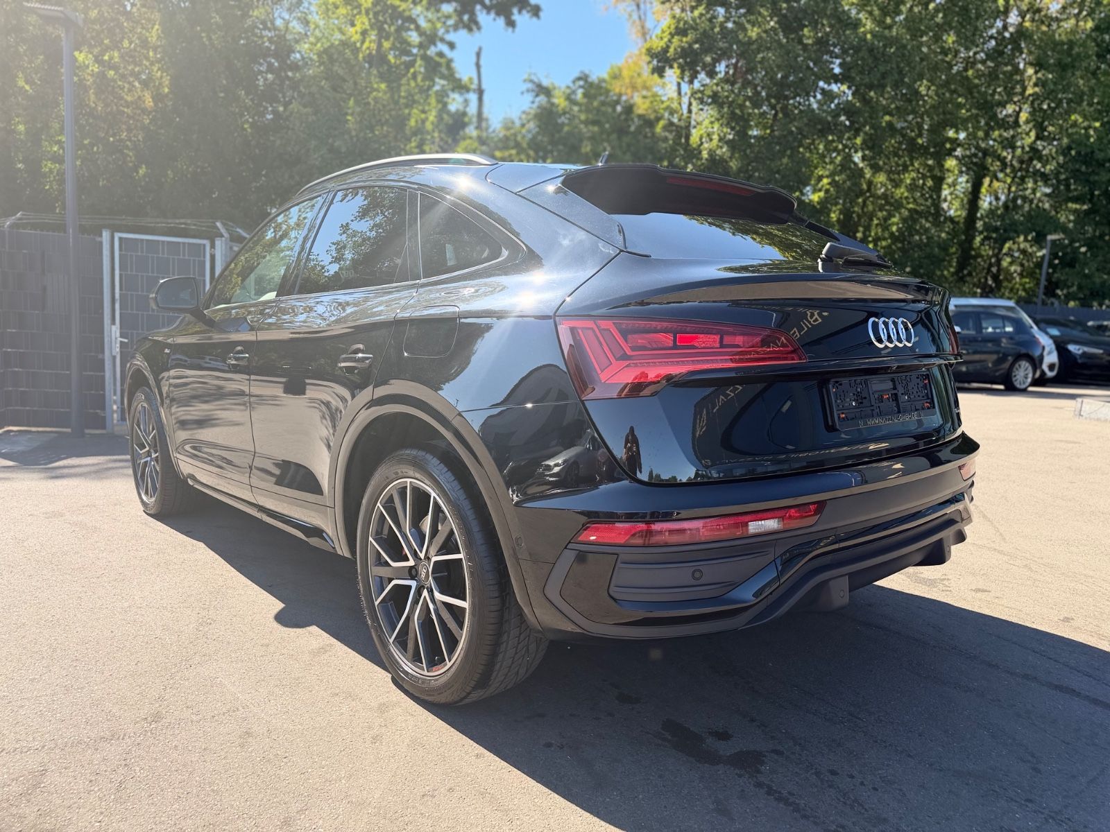 Fahrzeugabbildung Audi Q5 SPORTBACK 55TFSI E QUATTRO 3xS-LINE SPORT+*