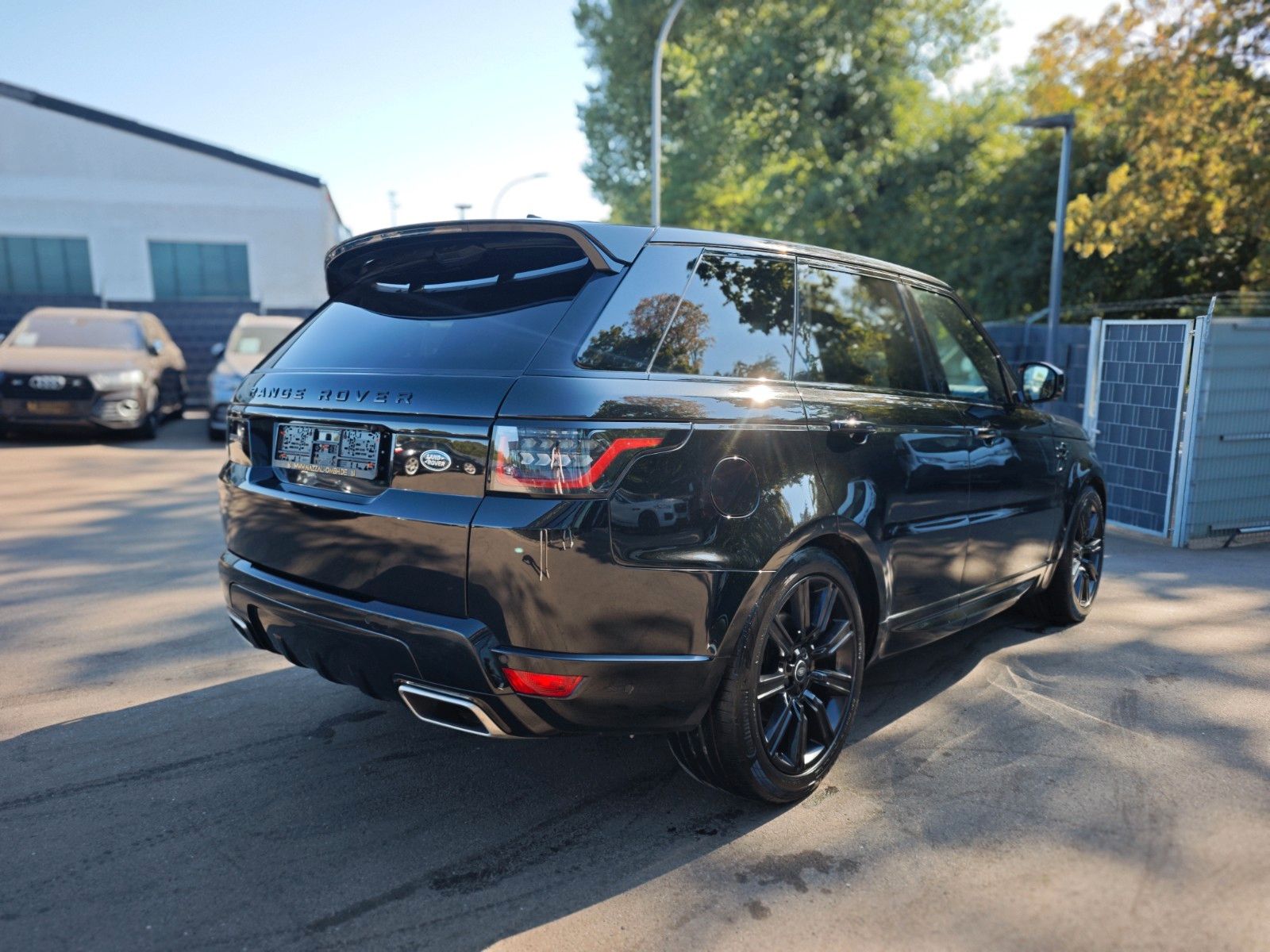 Fahrzeugabbildung Land Rover RANGE ROVER SPORT HSE DYNAMIC*PANORAMA*MERIDAN*