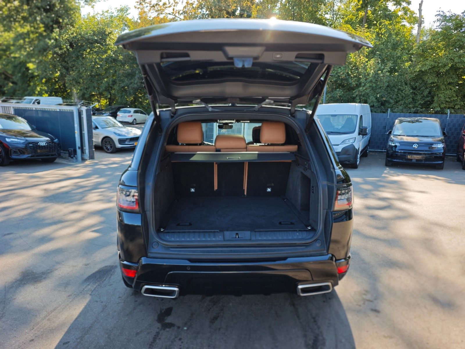 Fahrzeugabbildung Land Rover RANGE ROVER SPORT HSE DYNAMIC*PANORAMA*MERIDAN*
