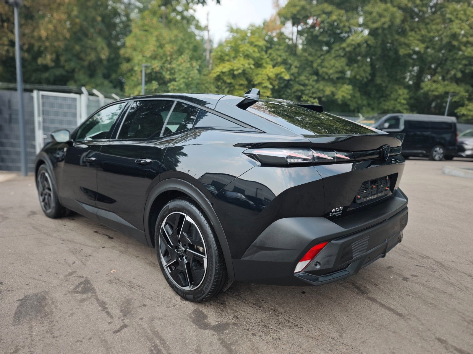Fahrzeugabbildung Peugeot 408 PURETECH 130 GT *AUT*ASSIST*LED*KAM*NAVI*