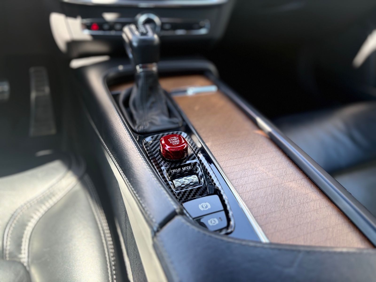 Fahrzeugabbildung Volvo S90 INSCRIPTION AWD *LED*NAVI*LEDER*SCHIEBEDACH*