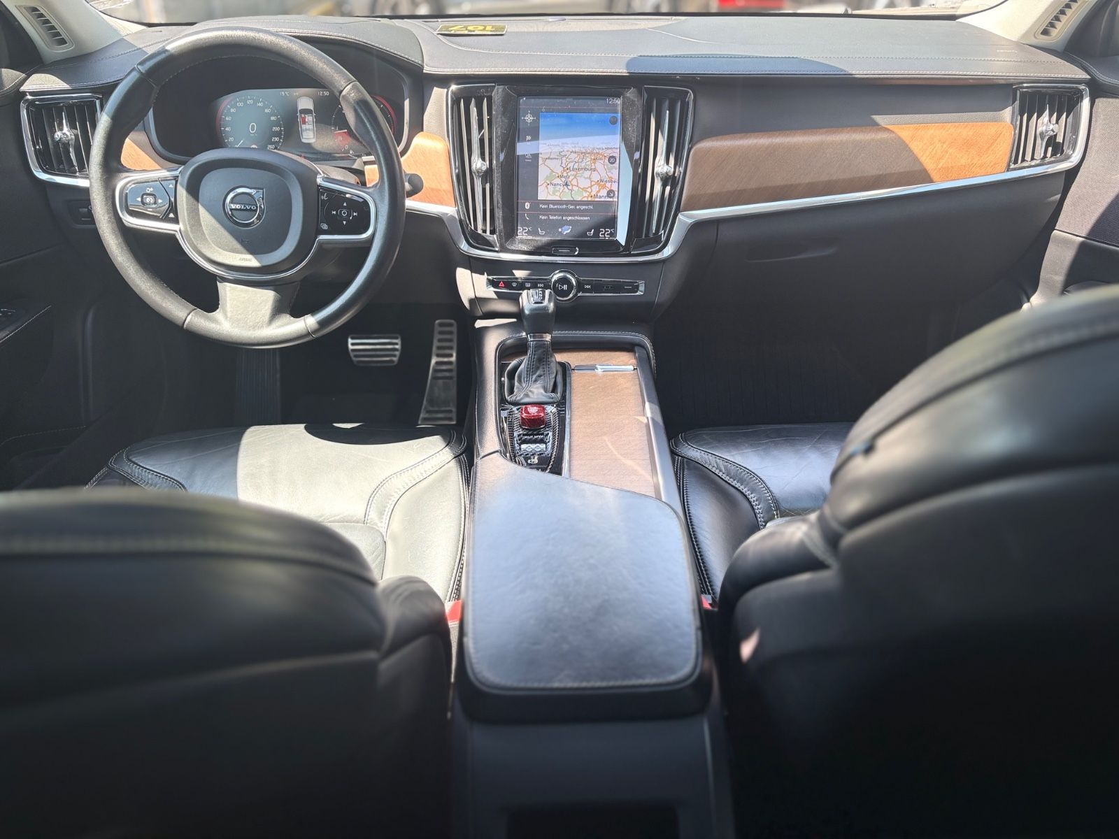 Fahrzeugabbildung Volvo S90 INSCRIPTION AWD *LED*NAVI*LEDER*SCHIEBEDACH*