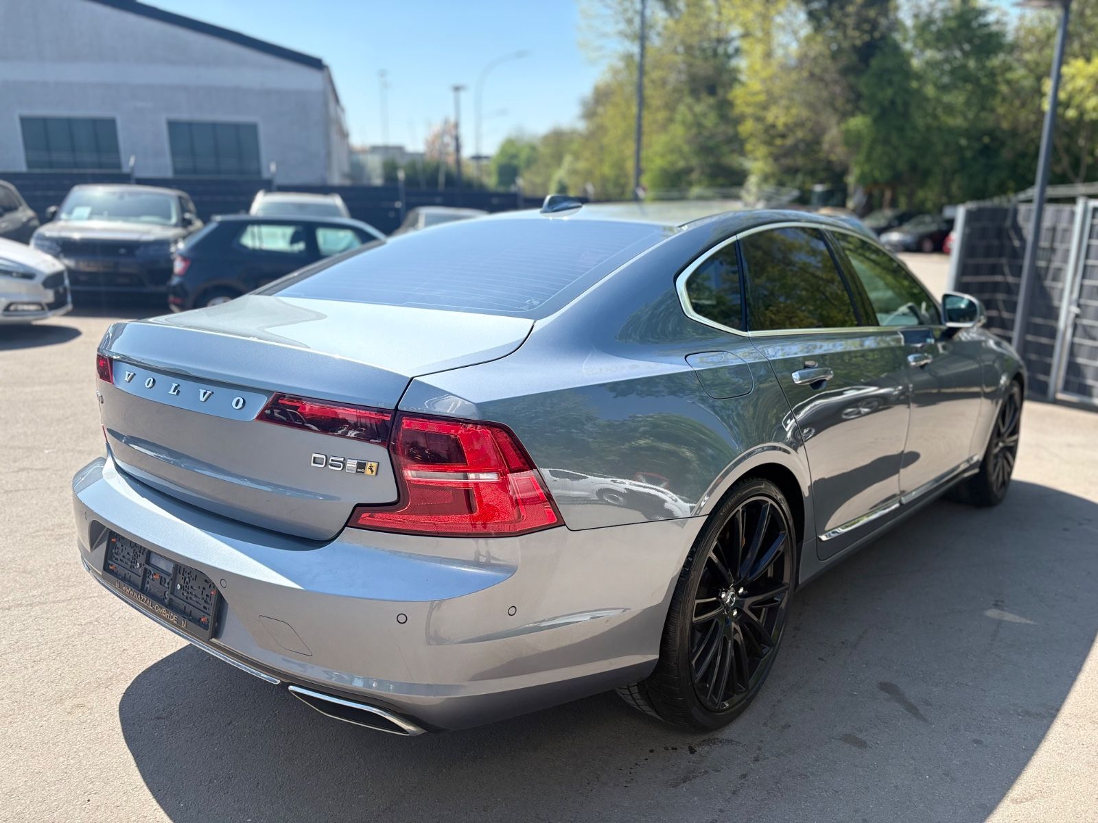 Fahrzeugabbildung Volvo S90 INSCRIPTION AWD *LED*NAVI*LEDER*SCHIEBEDACH*