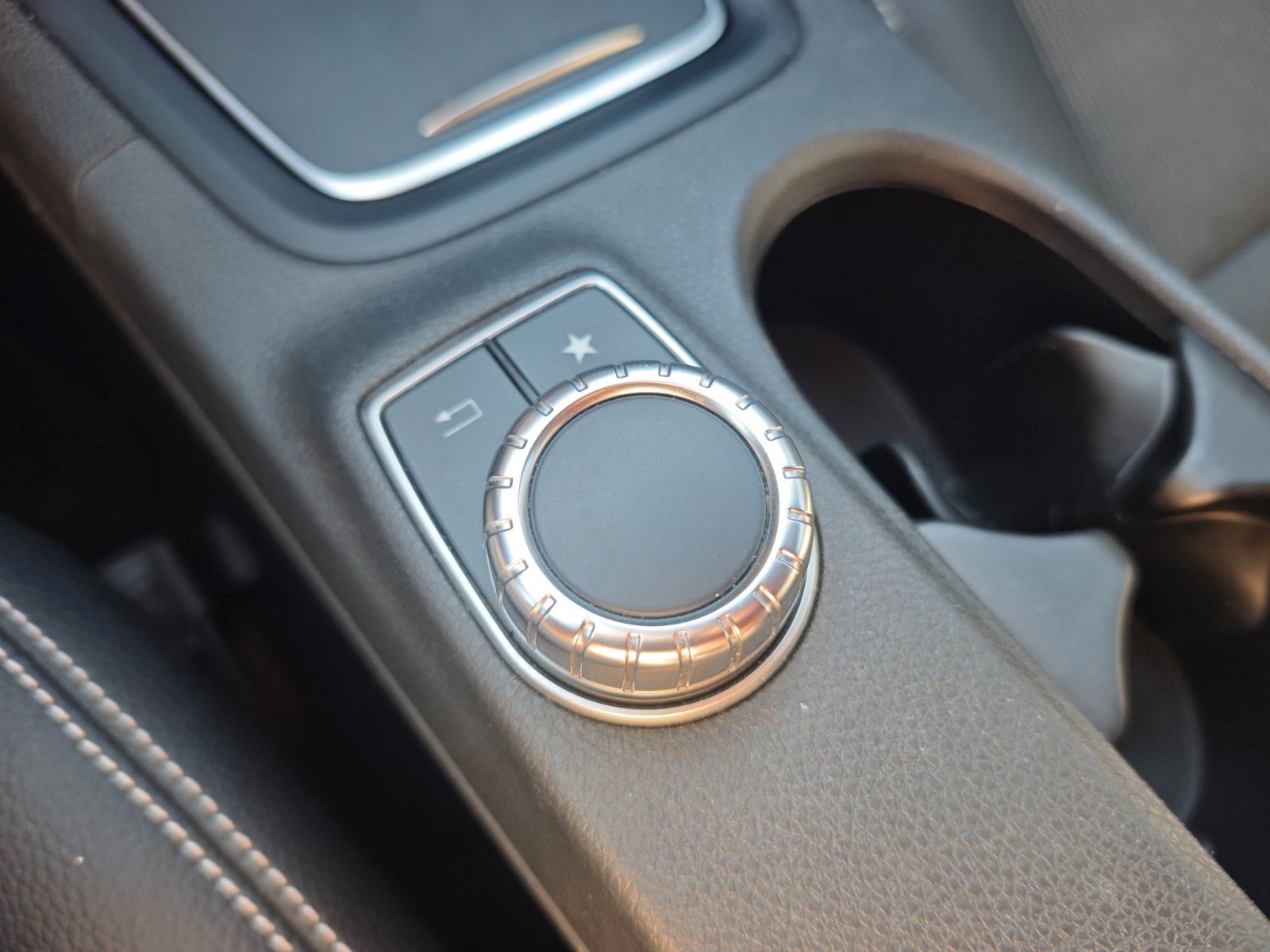 Fahrzeugabbildung Mercedes-Benz B 220 D EDITION*URBAN*AUTOMATIK*KAMERA*NIGHT*