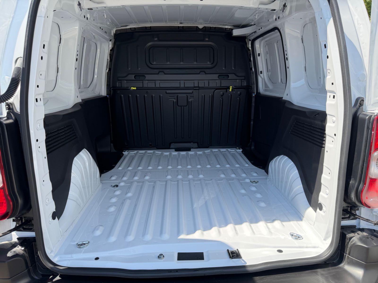 Fahrzeugabbildung Citroën BERLINGO KASTEN L1H1/M *JAHRESWAGEN*NAVI*KLIMA*