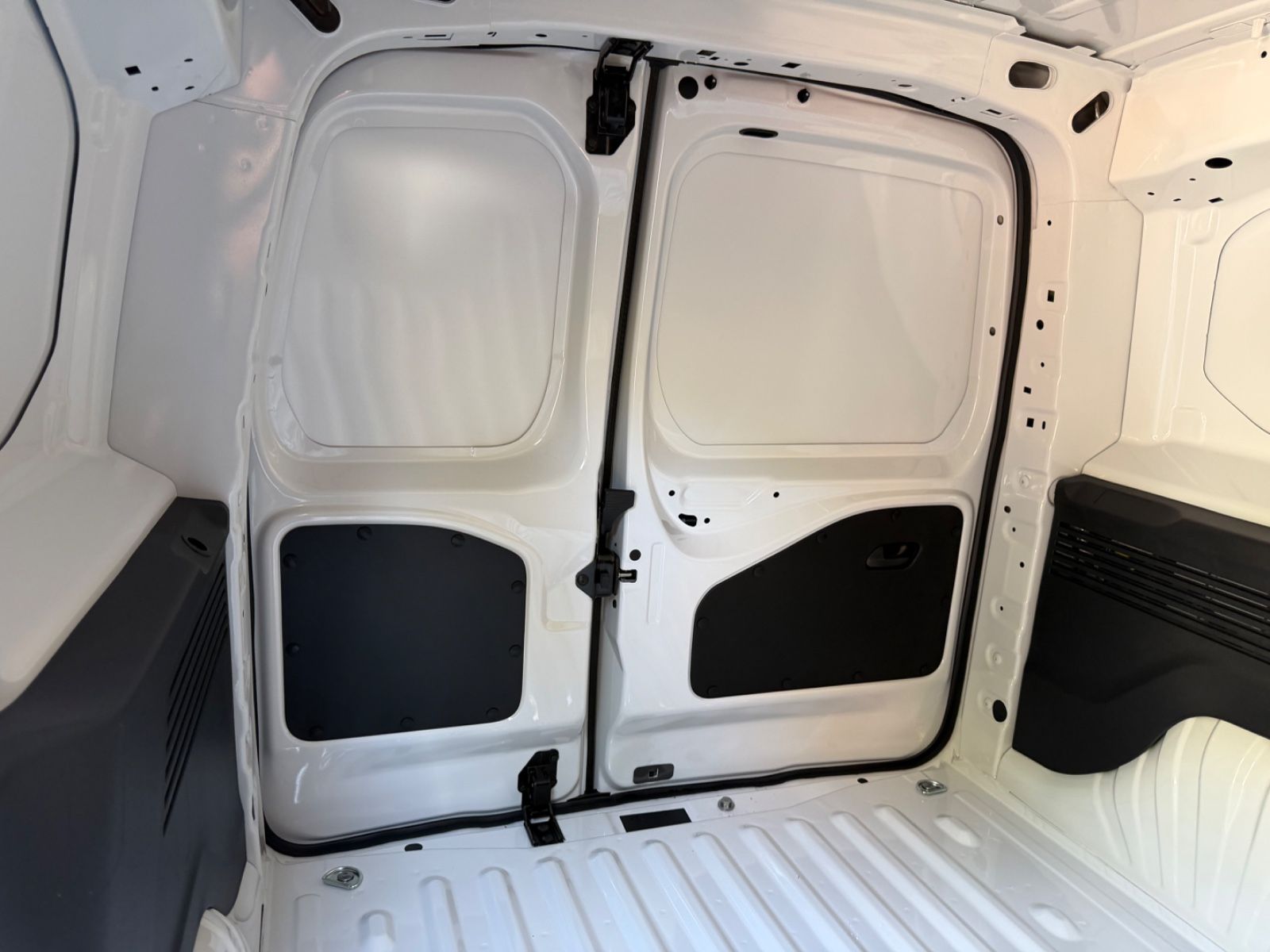 Fahrzeugabbildung Citroën BERLINGO KASTEN L1H1/M *JAHRESWAGEN*NAVI*KLIMA*