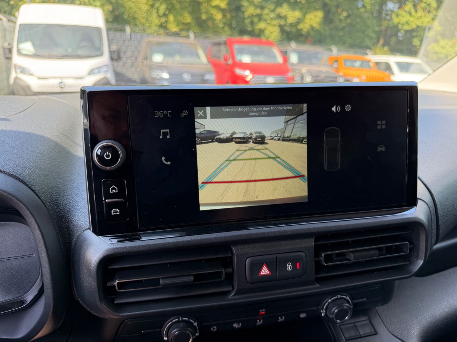 Fahrzeugabbildung Citroën BERLINGO KASTEN L1H1/M *JAHRESWAGEN*NAVI*KLIMA*