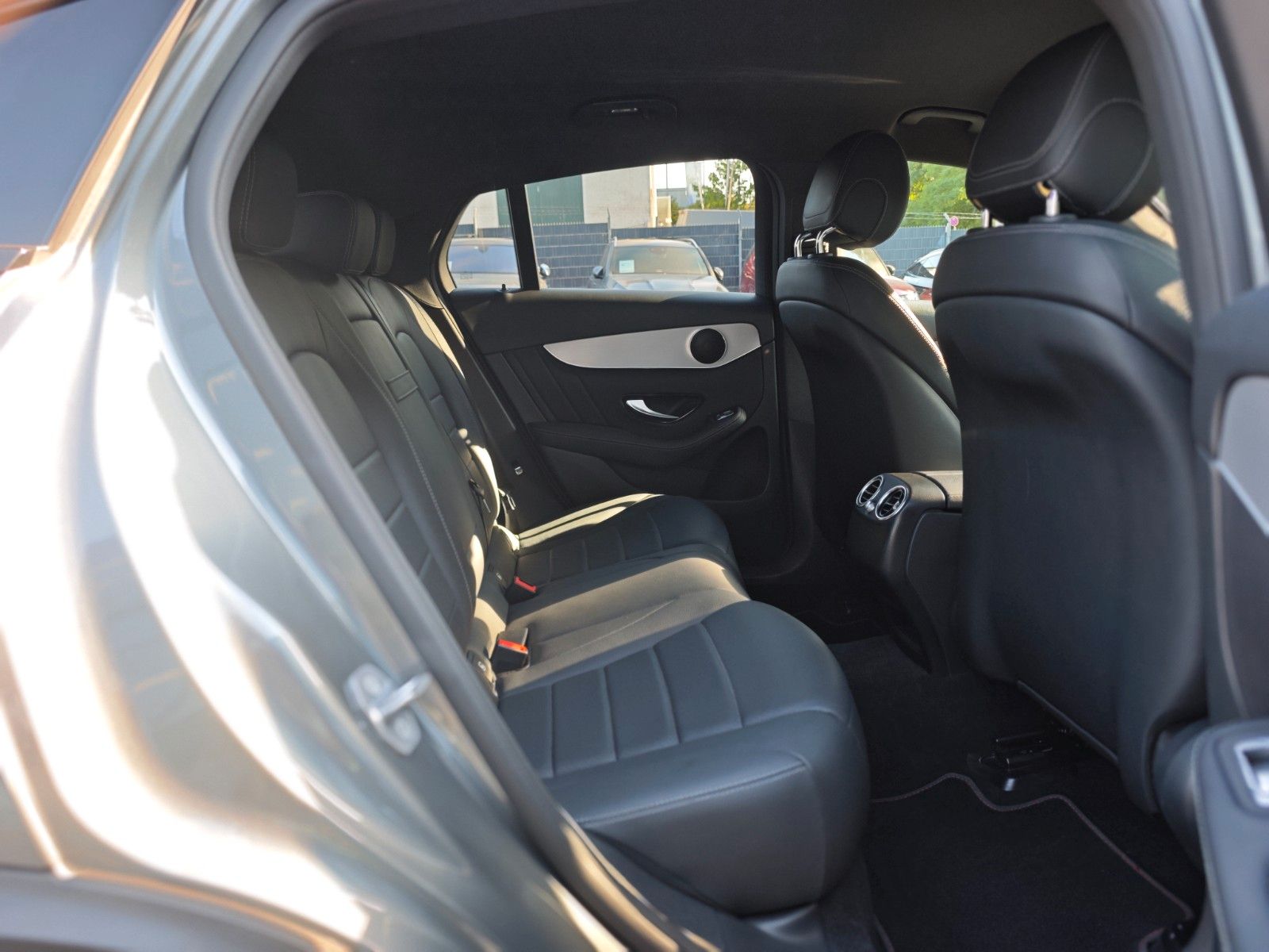 Fahrzeugabbildung Mercedes-Benz GLC250d COUPE 4M*AMG-LINE*NIGHT*KAMERA*LED*