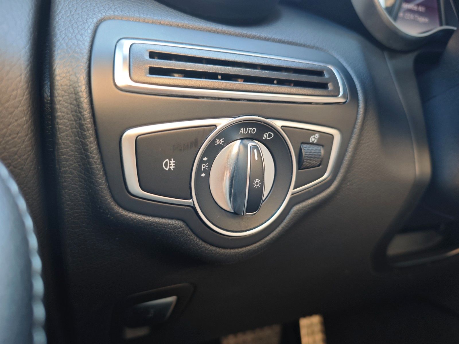 Fahrzeugabbildung Mercedes-Benz GLC250d COUPE 4M*AMG-LINE*NIGHT*KAMERA*LED*