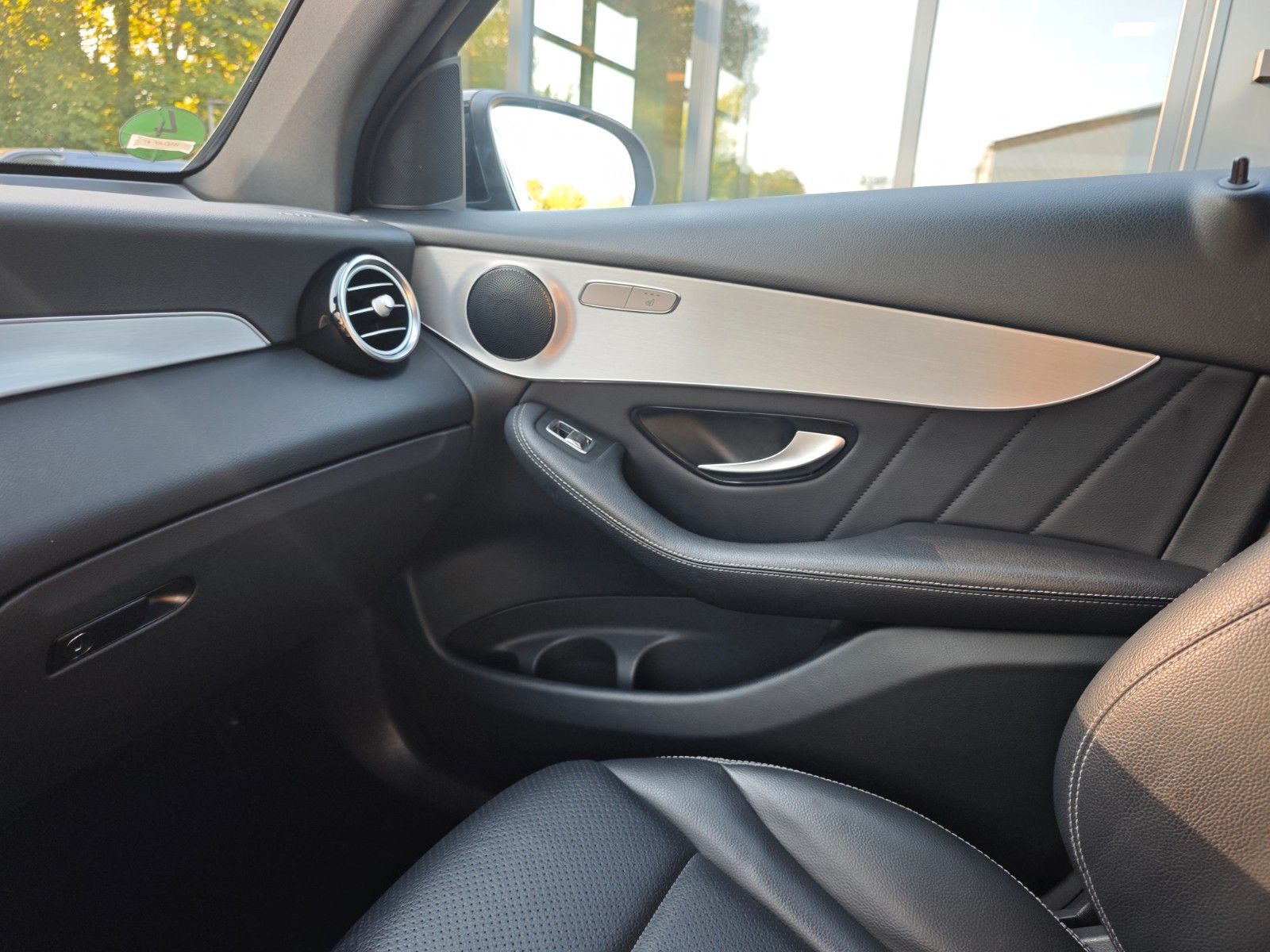 Fahrzeugabbildung Mercedes-Benz GLC250d COUPE 4M*AMG-LINE*NIGHT*KAMERA*LED*