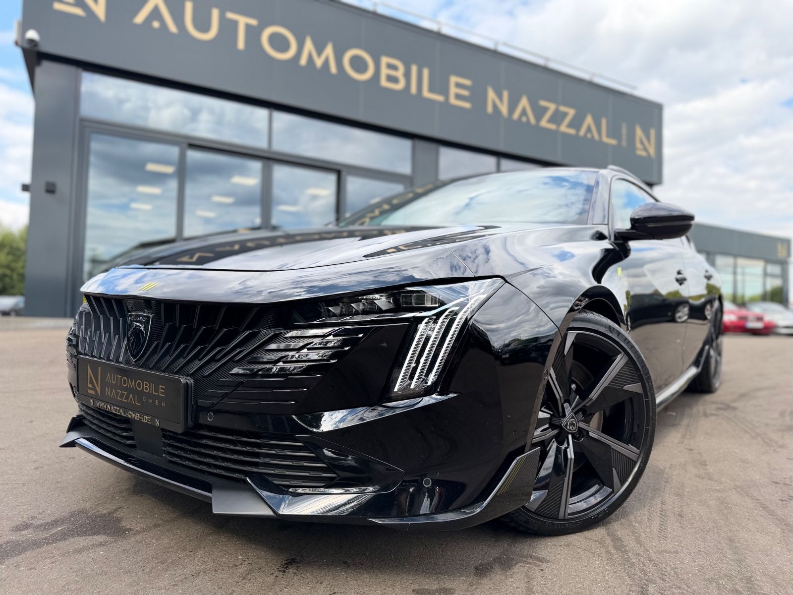 Fahrzeugabbildung Peugeot 508 SW HYBRID 4 360 PSE*PANORAMA*FOCAL*