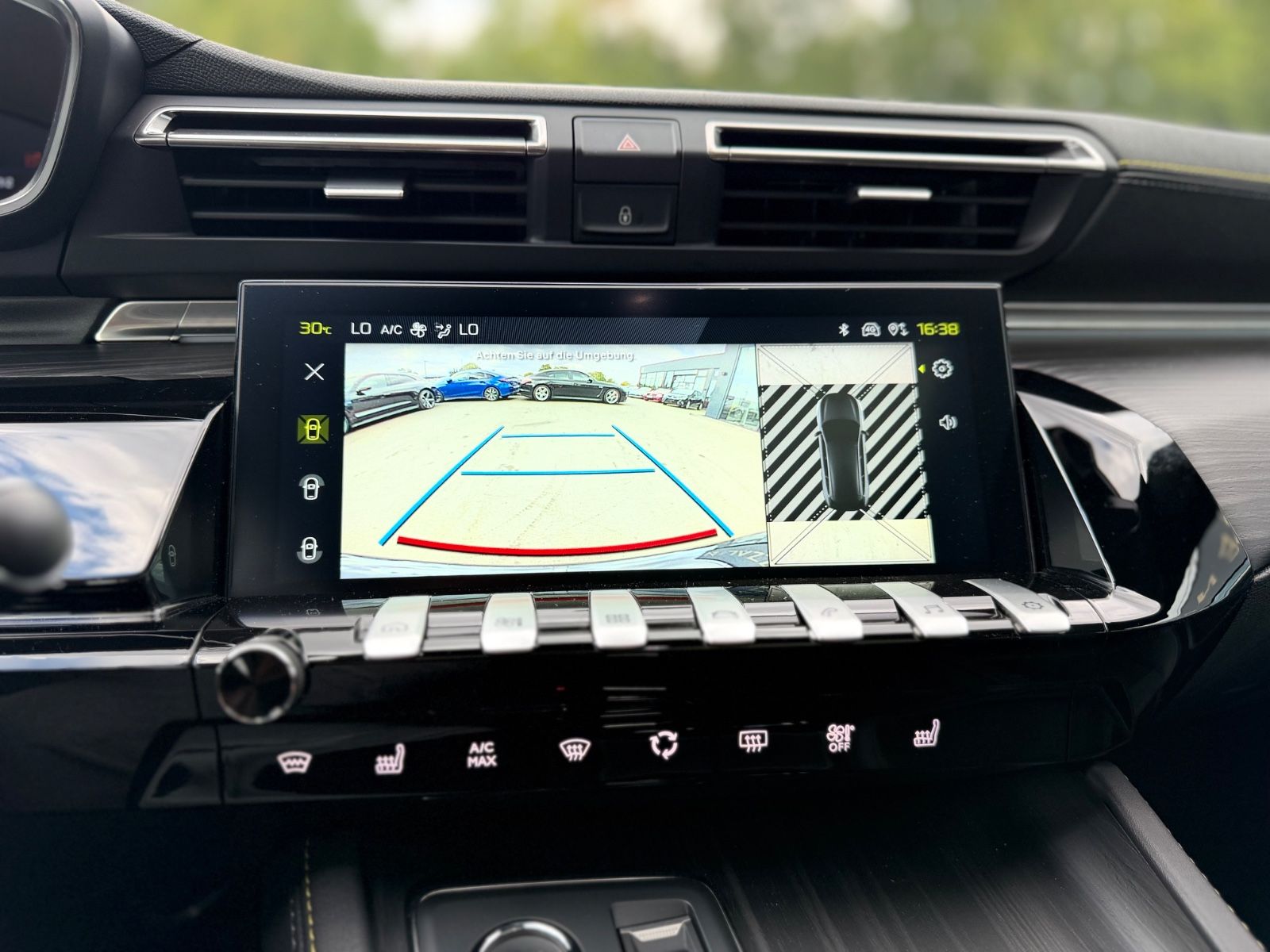Fahrzeugabbildung Peugeot 508 SW HYBRID 4 360 PSE*PANORAMA*FOCAL*