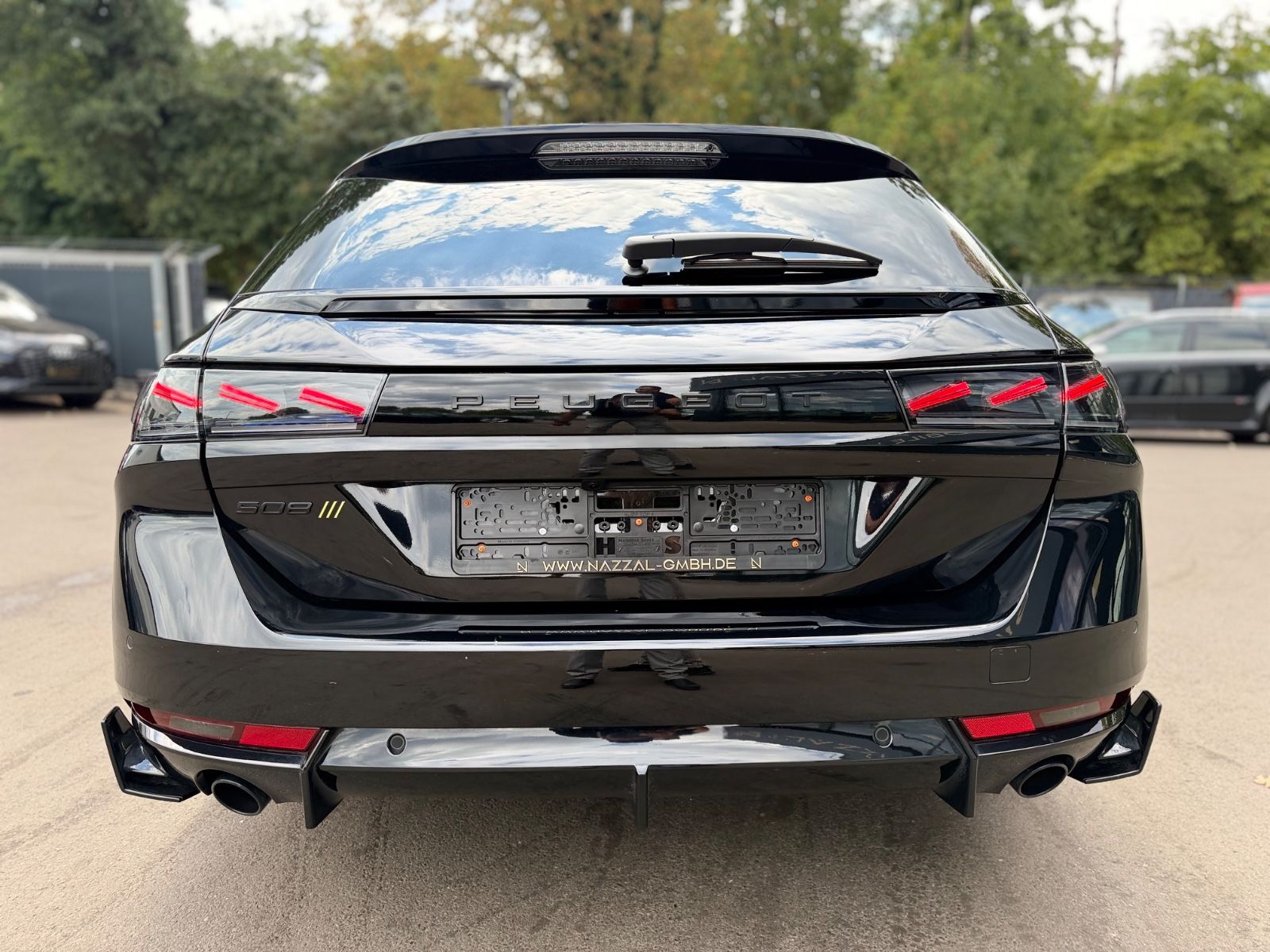 Fahrzeugabbildung Peugeot 508 SW HYBRID 4 360 PSE*PANORAMA*FOCAL*