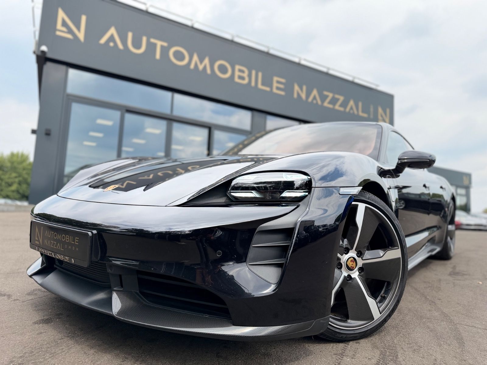 Fahrzeugabbildung Porsche TAYCAN SPORT TOURISMO GTS*CARBON*PANO*