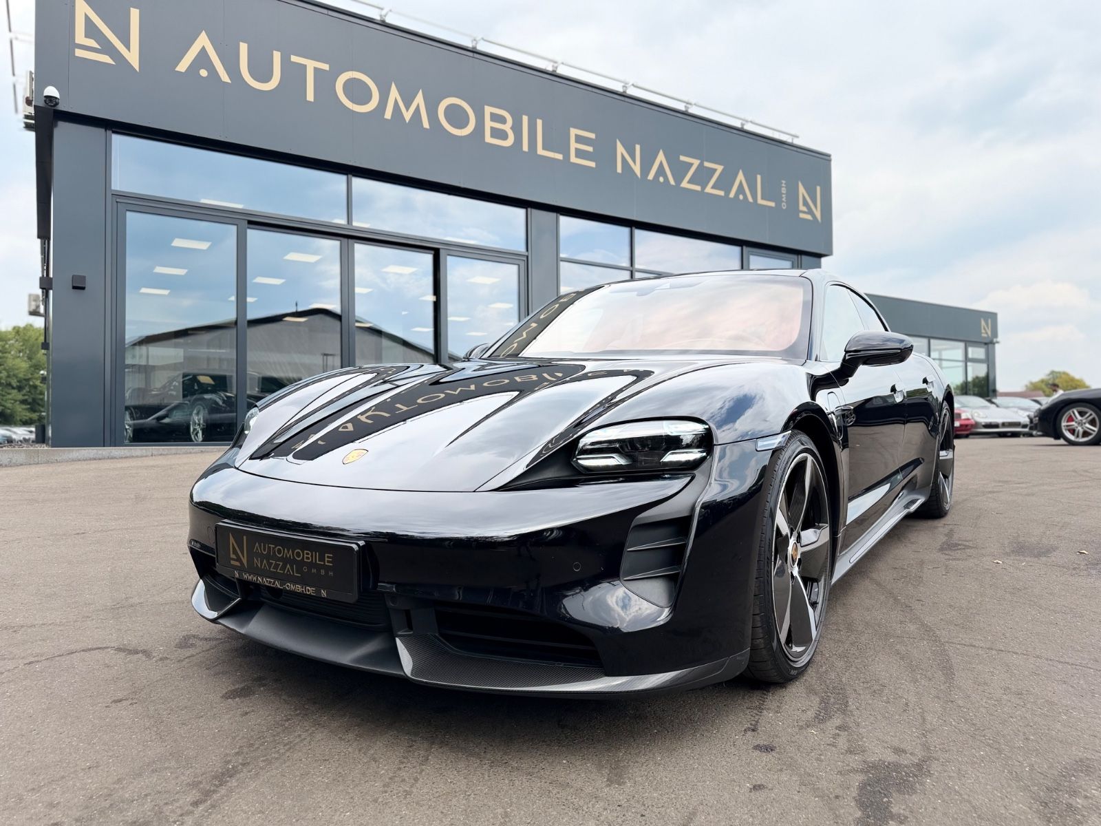 Fahrzeugabbildung Porsche TAYCAN SPORT TOURISMO GTS*CARBON*PANO*