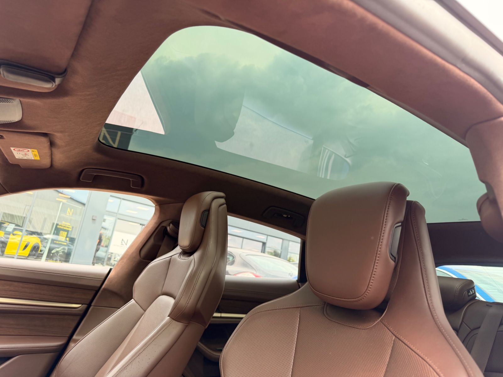 Fahrzeugabbildung Porsche TAYCAN SPORT TOURISMO GTS*CARBON*PANO*