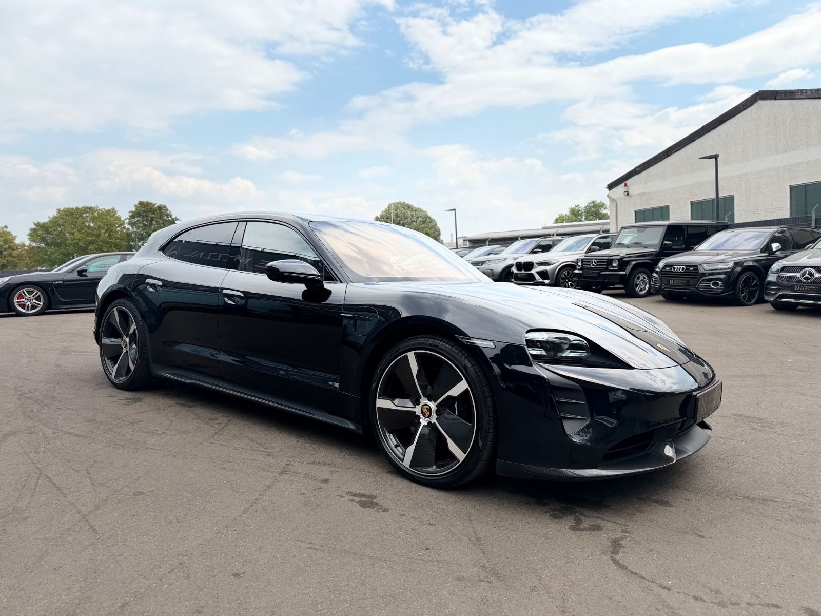 Fahrzeugabbildung Porsche TAYCAN SPORT TOURISMO GTS*CARBON*PANO*