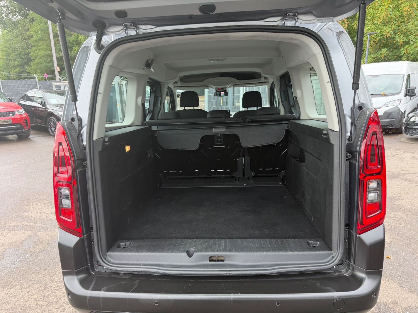 Fahrzeugabbildung Citroën BERLINGO PLUS XL LANG VERSION *FACELIFT*NAVI*KAM