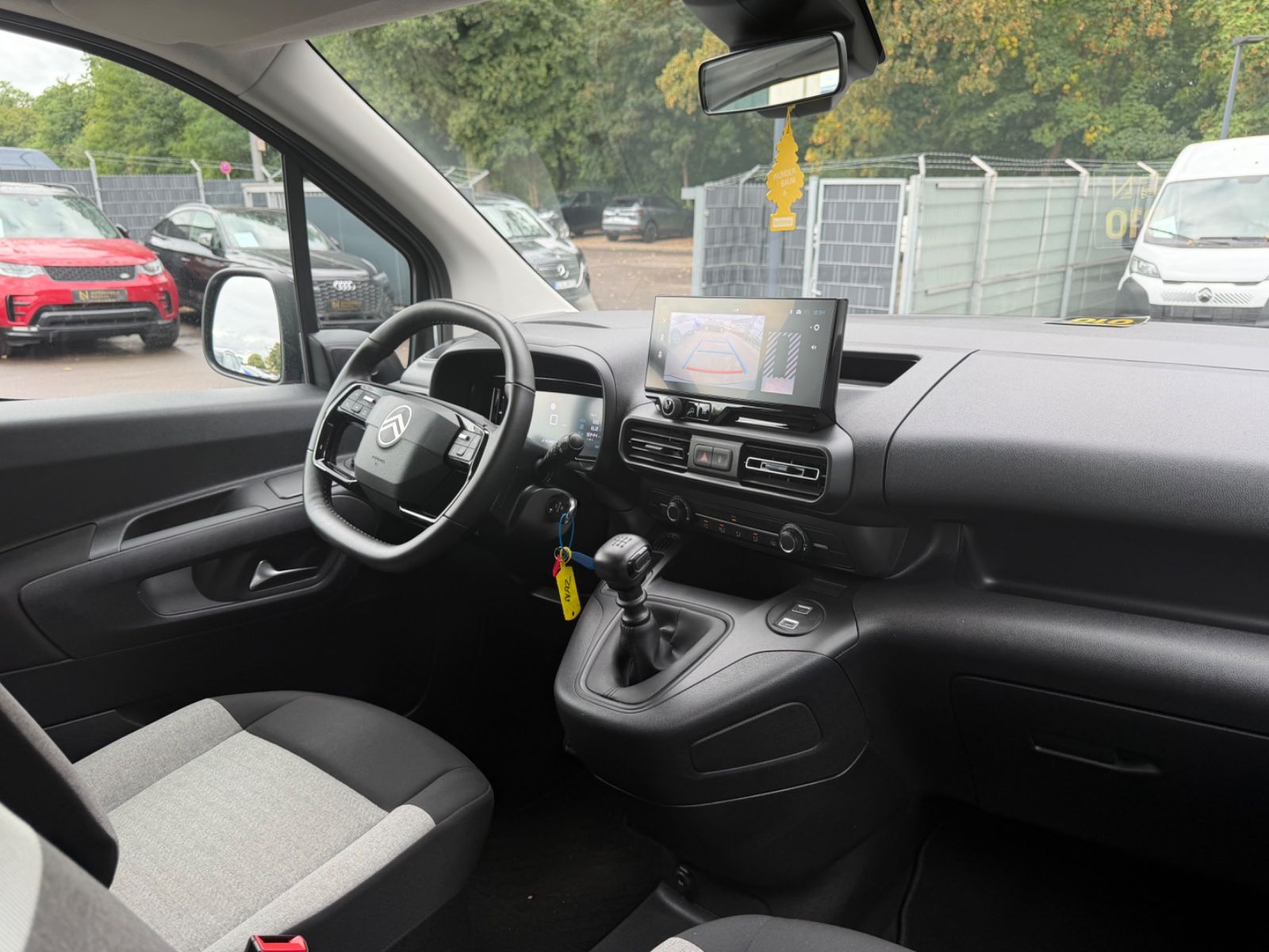 Fahrzeugabbildung Citroën BERLINGO PLUS XL LANG VERSION *FACELIFT*NAVI*KAM