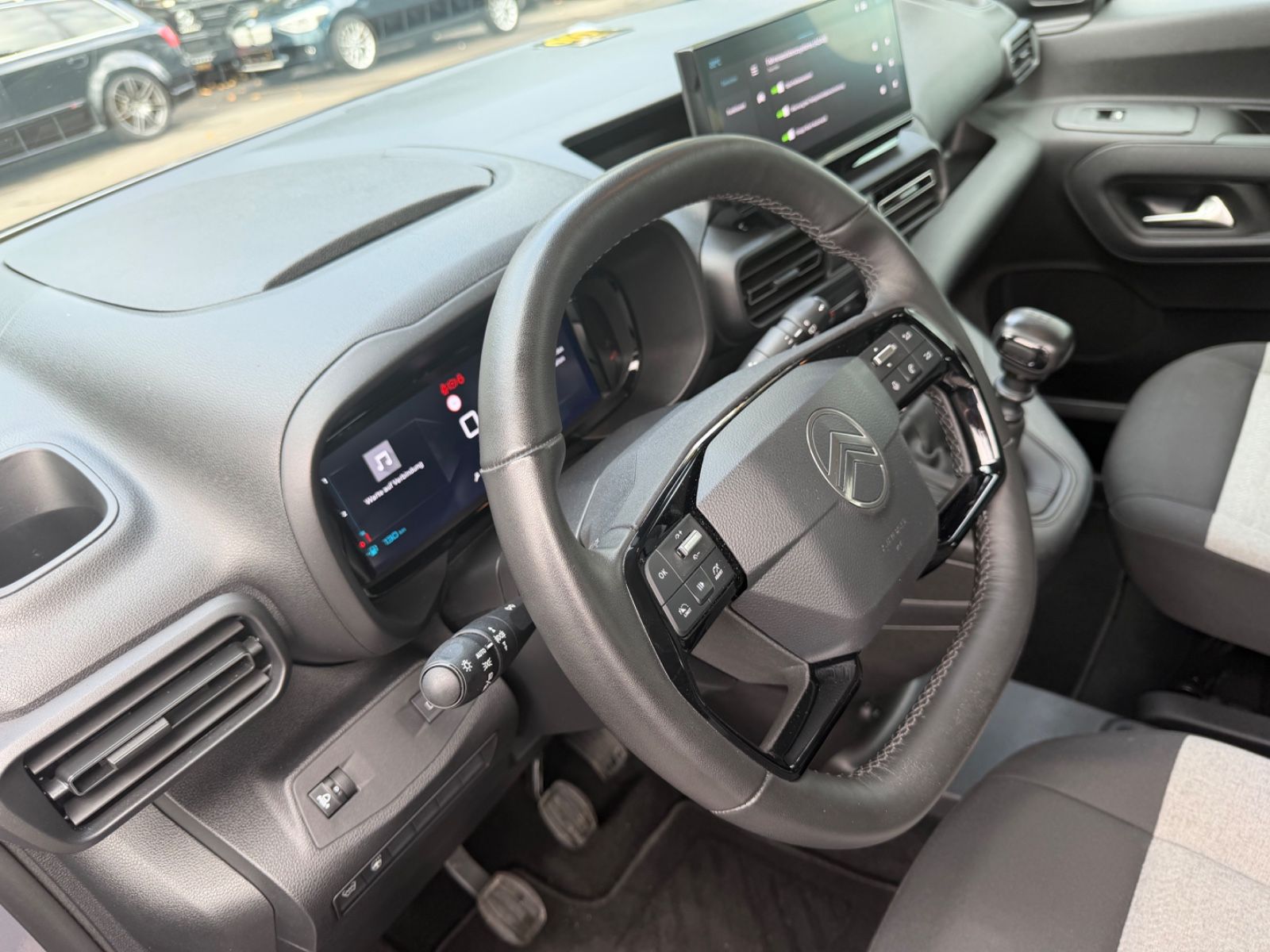 Fahrzeugabbildung Citroën BERLINGO PLUS XL LANG VERSION *FACELIFT*NAVI*KAM