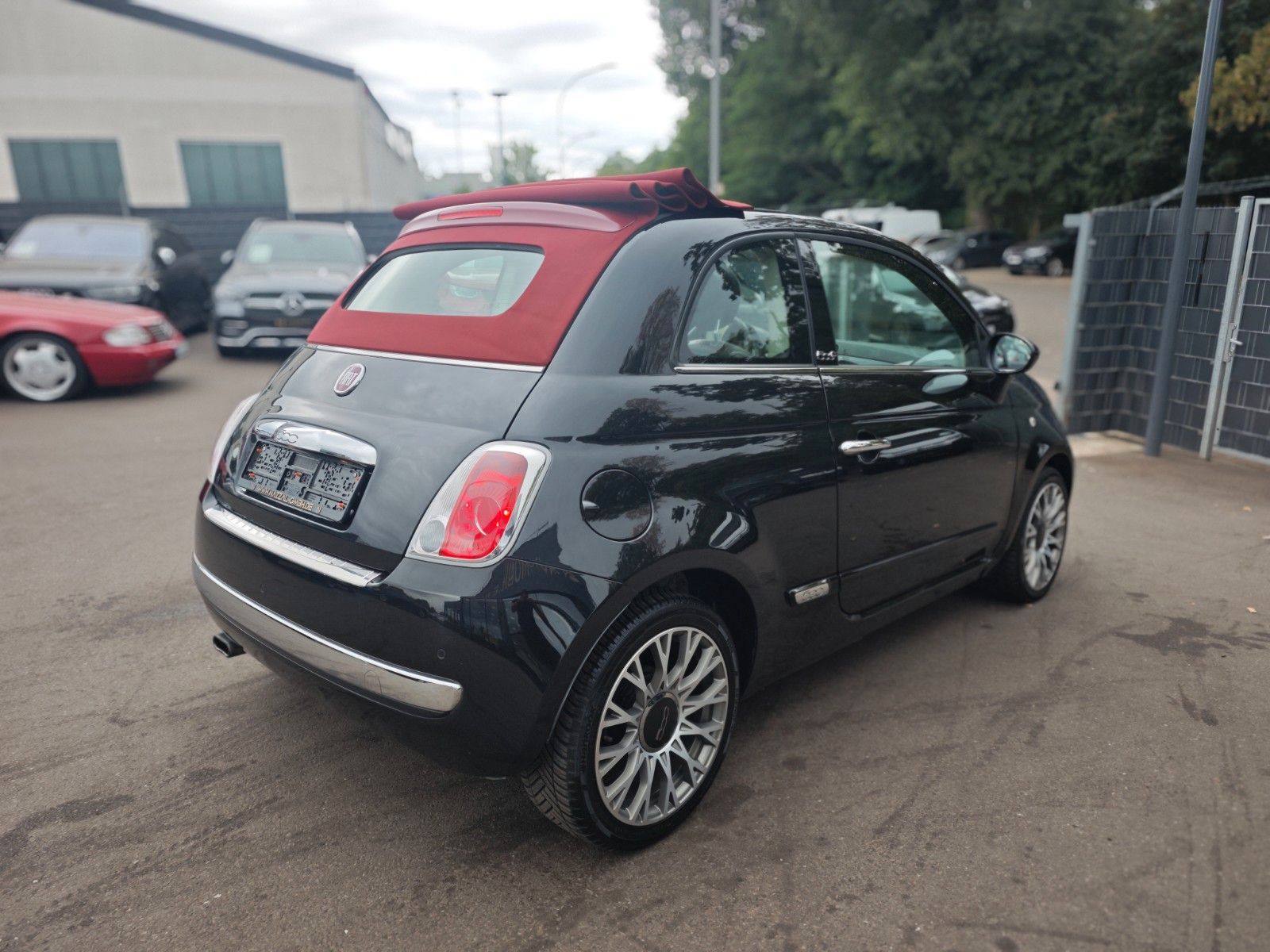 Fahrzeugabbildung Fiat 500C LOUNGE *CABRIO*LEDER*KLIMAAUTOMATIK*