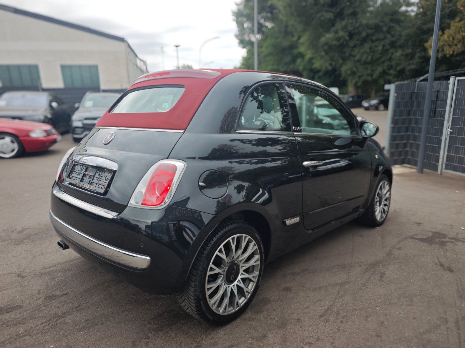 Fahrzeugabbildung Fiat 500C LOUNGE *CABRIO*LEDER*KLIMAAUTOMATIK*