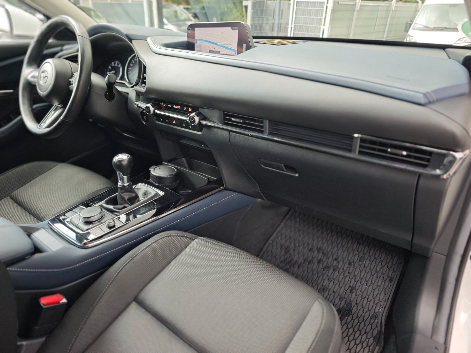 Fahrzeugabbildung Mazda CX-30 SELECTION*1.HD*360 VIEW*LED*ASSIST PAKET*