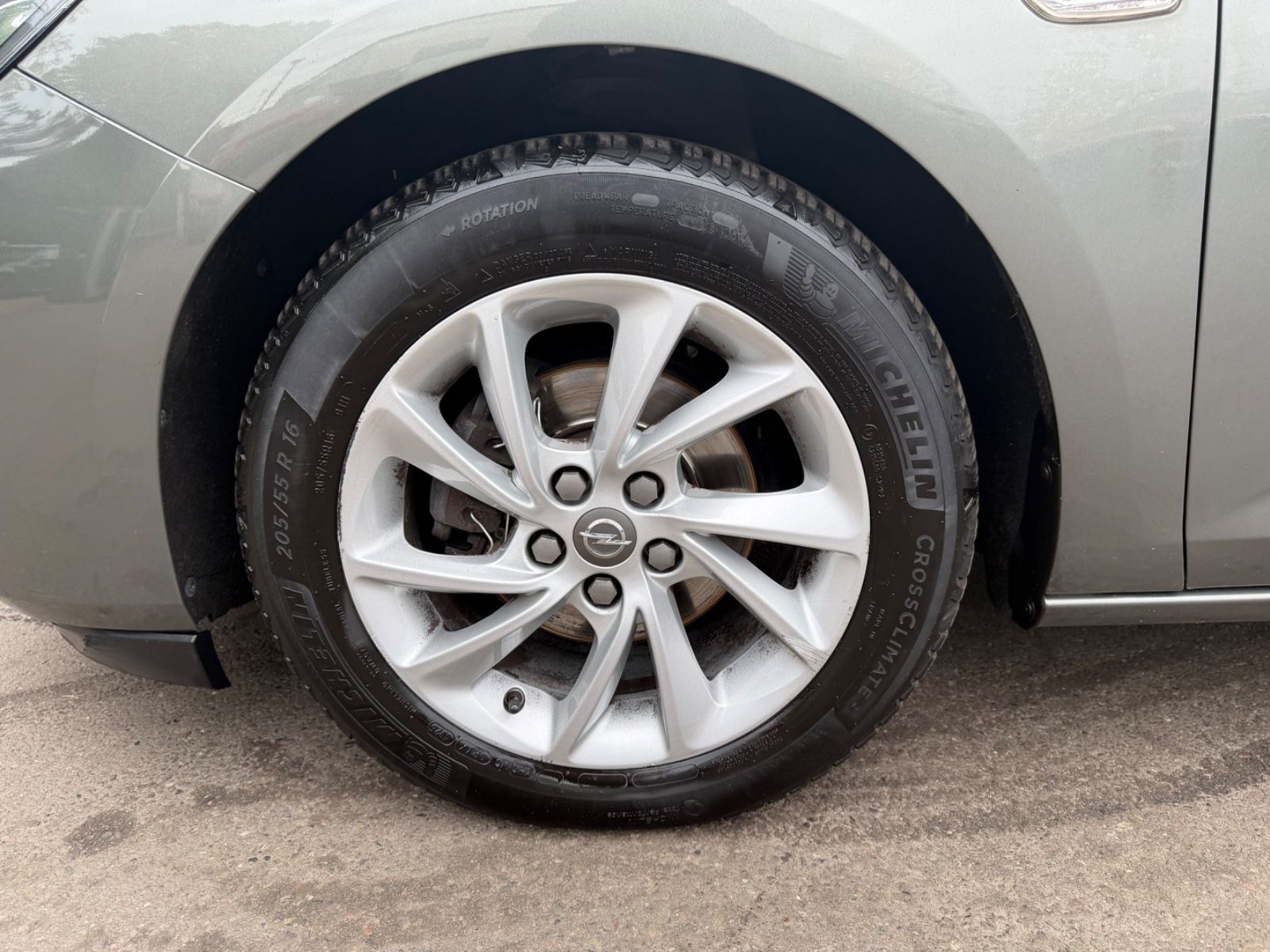 Fahrzeugabbildung Opel ASTRA ST EDITION*AUT*1.HAND*KAMERA*NAVI*ALUS*
