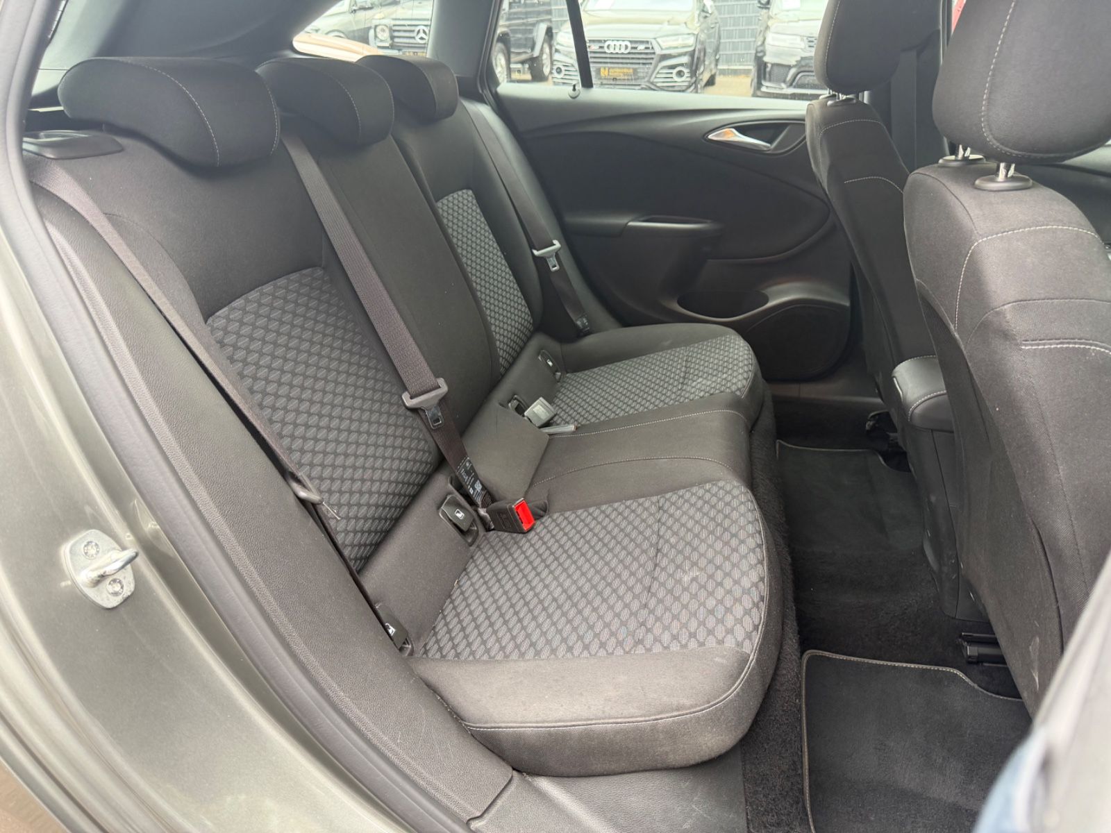 Fahrzeugabbildung Opel ASTRA ST EDITION*AUT*1.HAND*KAMERA*NAVI*ALUS*