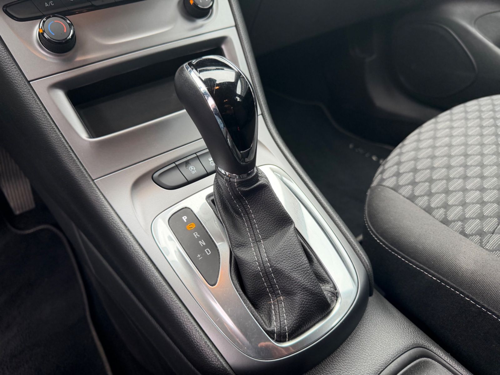 Fahrzeugabbildung Opel ASTRA ST EDITION*AUT*1.HAND*KAMERA*NAVI*ALUS*