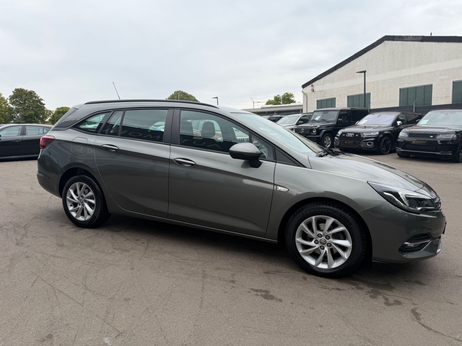 Fahrzeugabbildung Opel ASTRA ST EDITION*AUT*1.HAND*KAMERA*NAVI*ALUS*