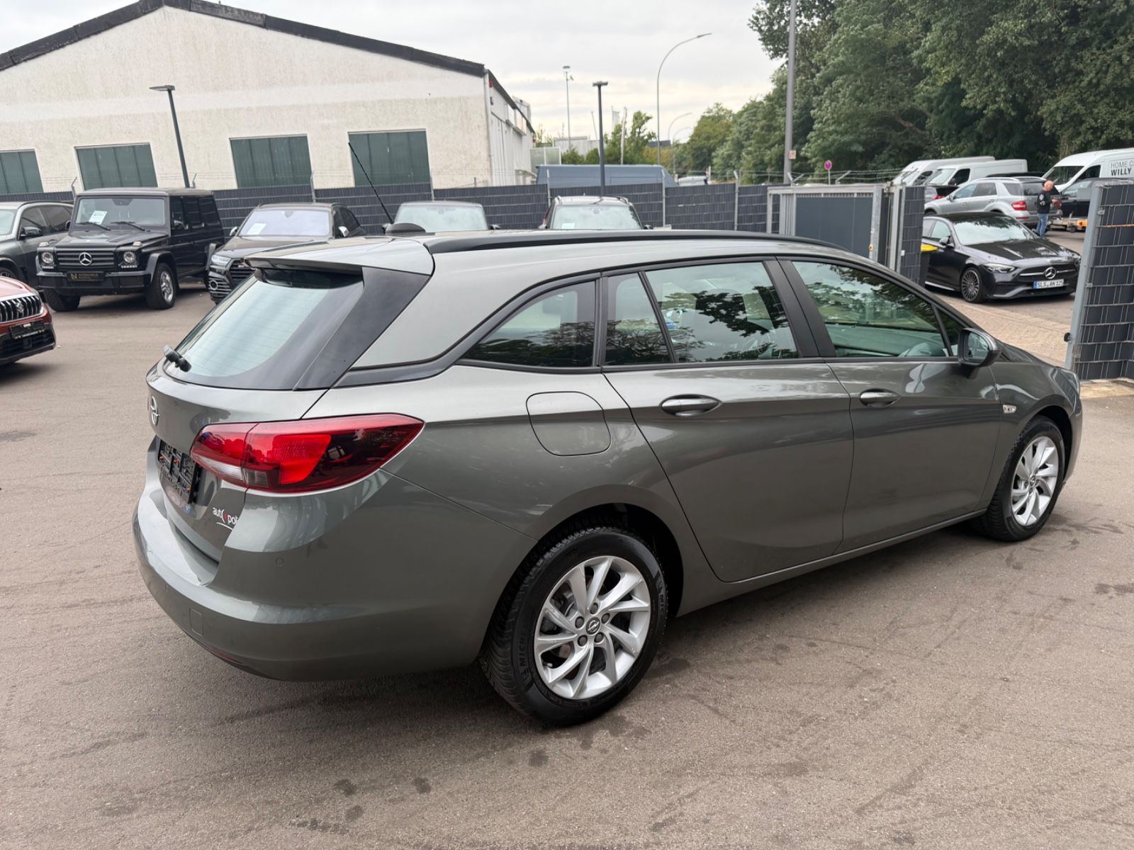 Fahrzeugabbildung Opel ASTRA ST EDITION*AUT*1.HAND*KAMERA*NAVI*ALUS*