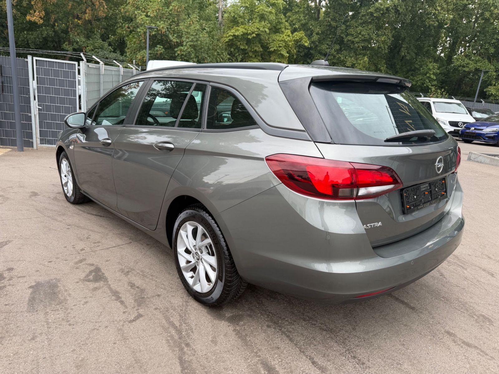 Fahrzeugabbildung Opel ASTRA ST EDITION*AUT*1.HAND*KAMERA*NAVI*ALUS*