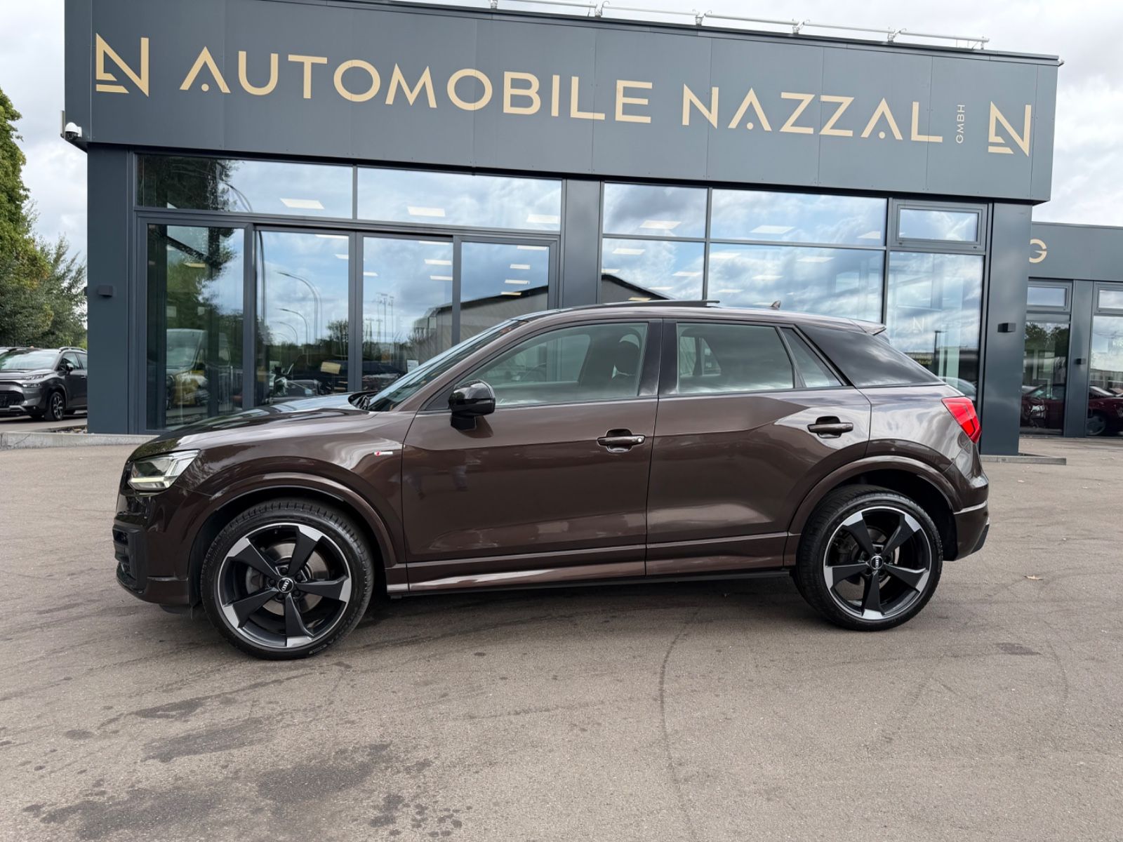 Fahrzeugabbildung Audi Q2 QUATTRO S-LINE-SPORT *AUTOMATIK*LED*NAVI*TOP*