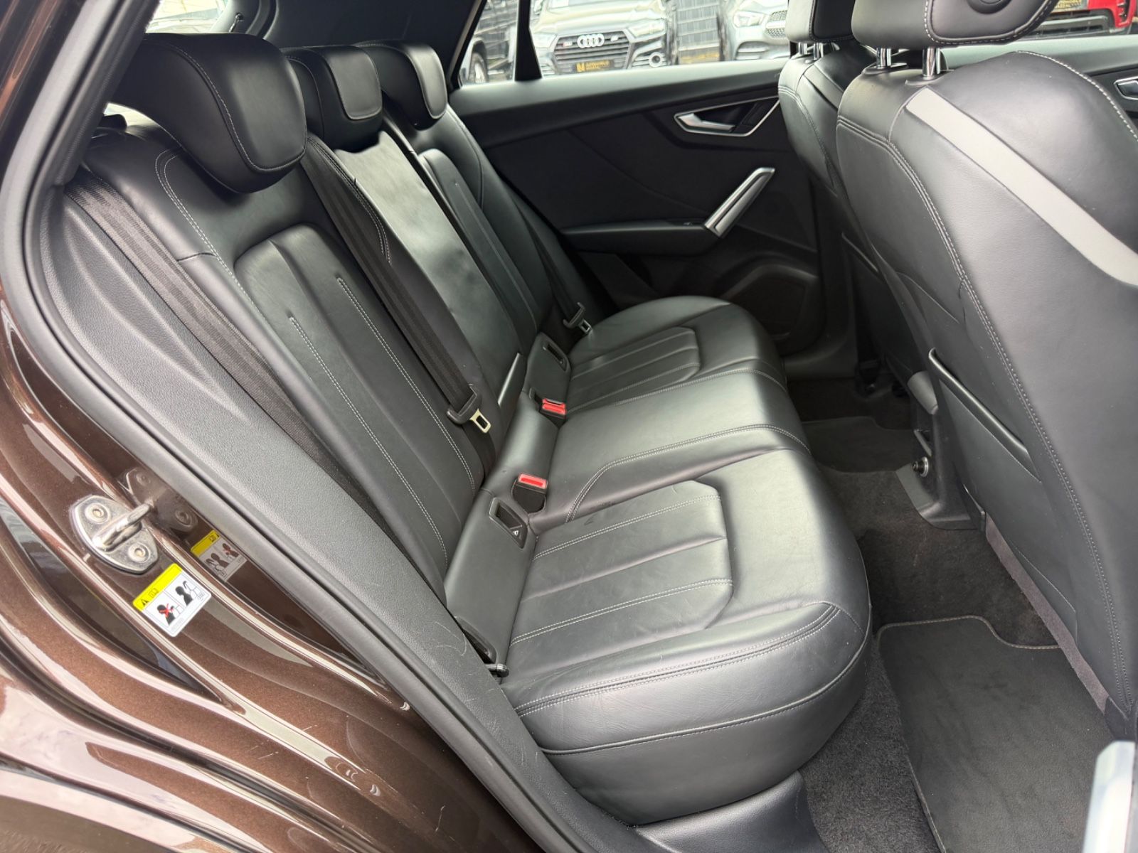 Fahrzeugabbildung Audi Q2 QUATTRO S-LINE-SPORT *AUTOMATIK*LED*NAVI*TOP*