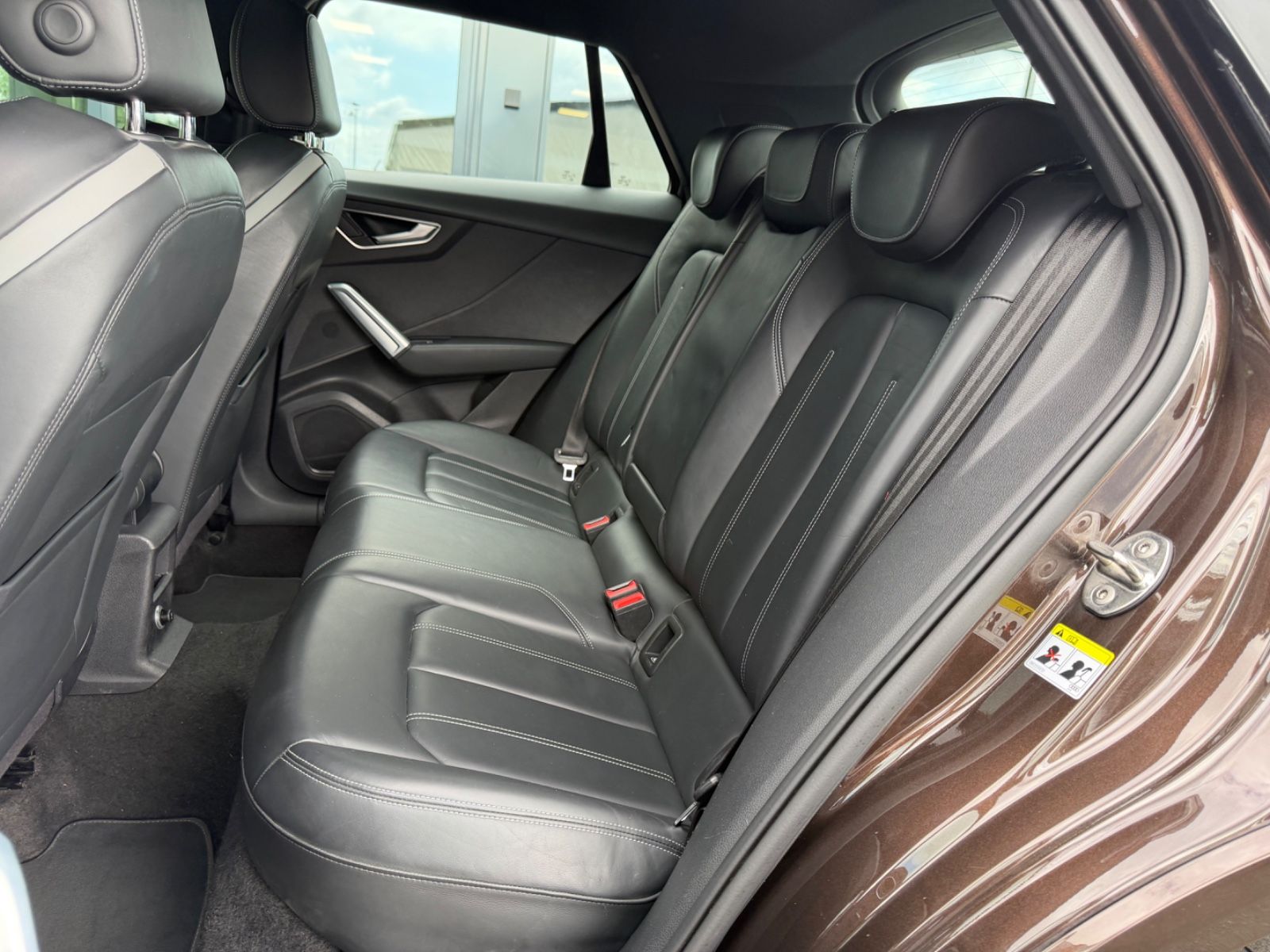 Fahrzeugabbildung Audi Q2 QUATTRO S-LINE-SPORT *AUTOMATIK*LED*NAVI*TOP*